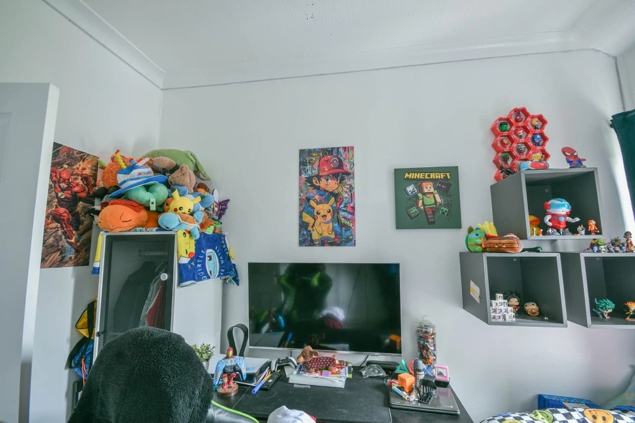 property photo 16 of 22