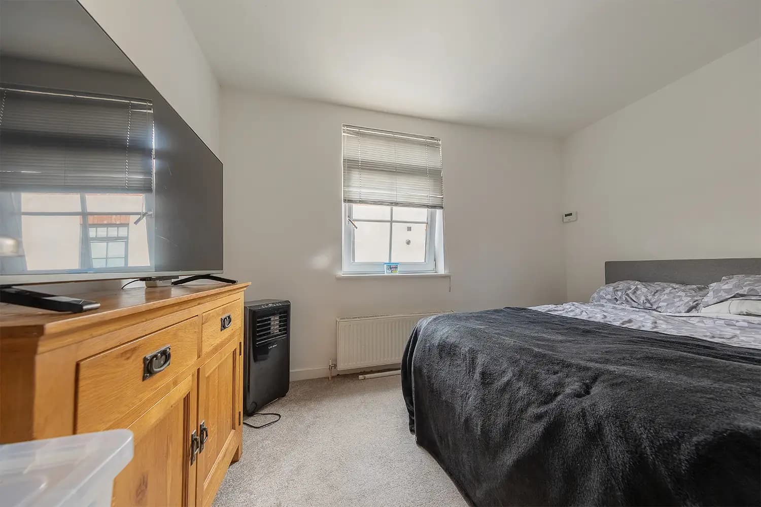 property photo 13 of 19