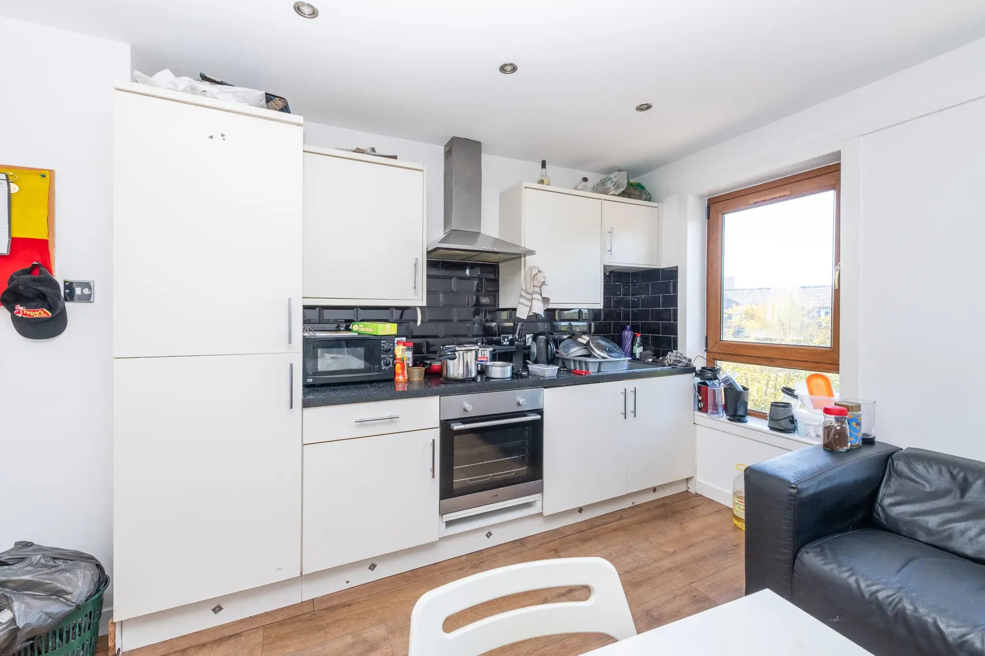 property photo 11 of 44