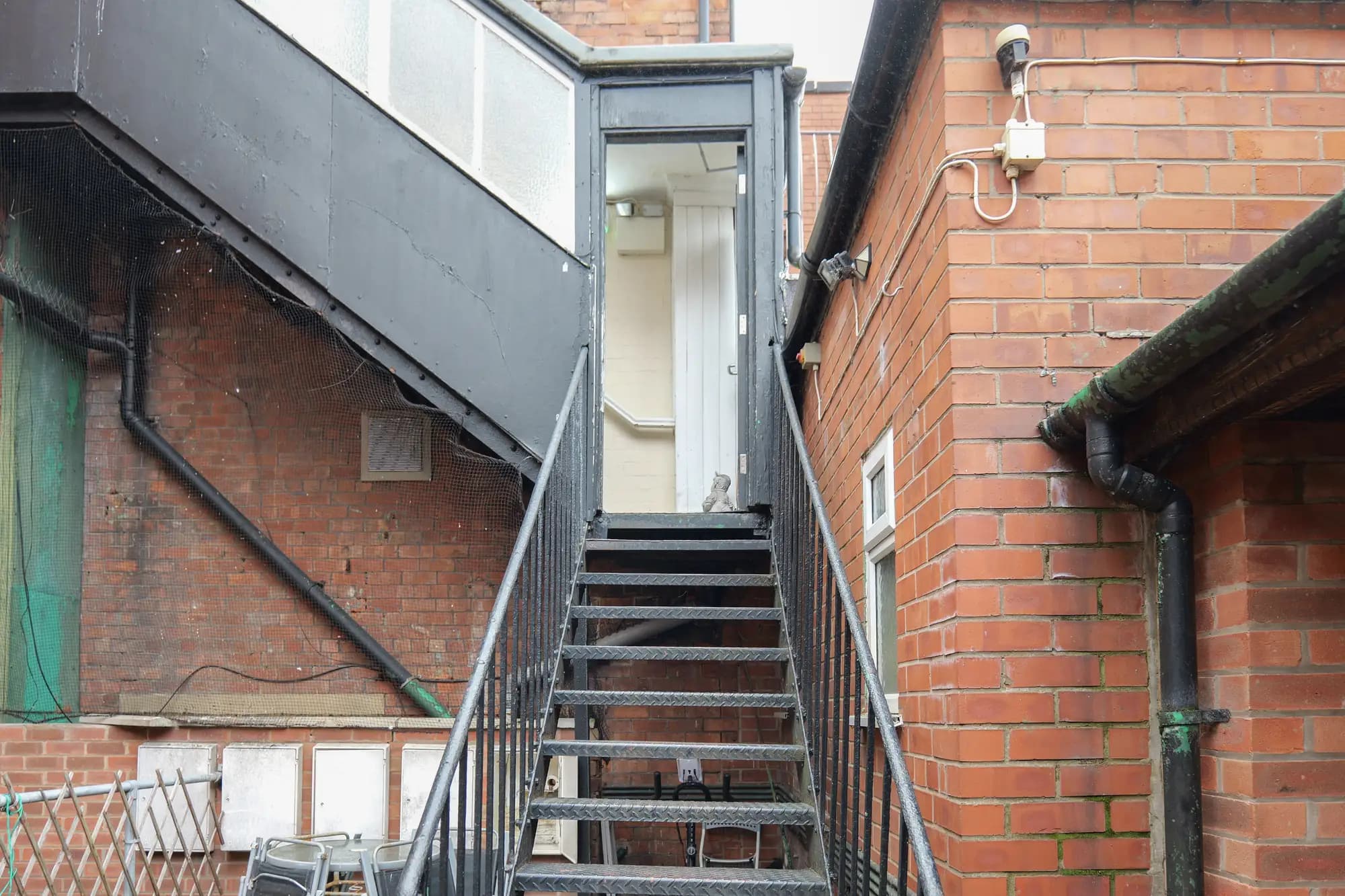 property photo 15 of 17