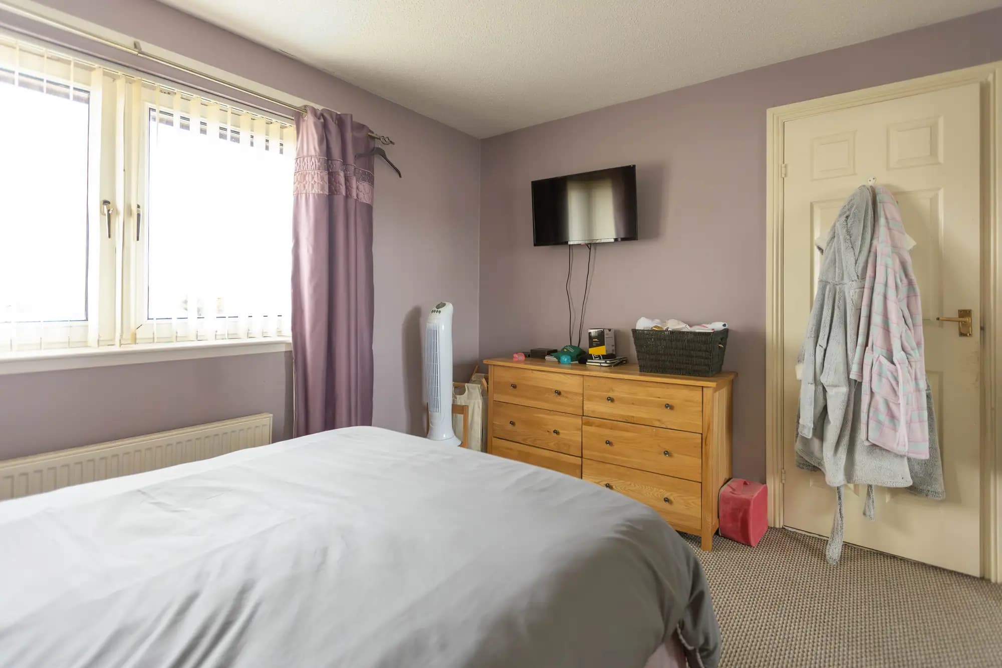 property photo 19 of 38