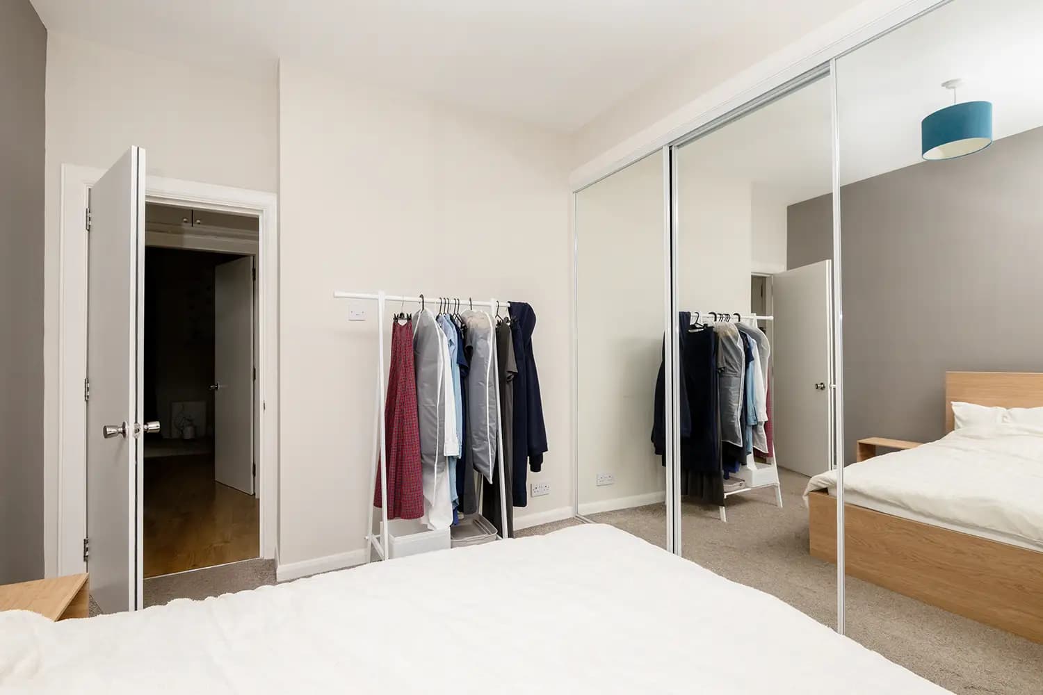 property photo 11 of 19