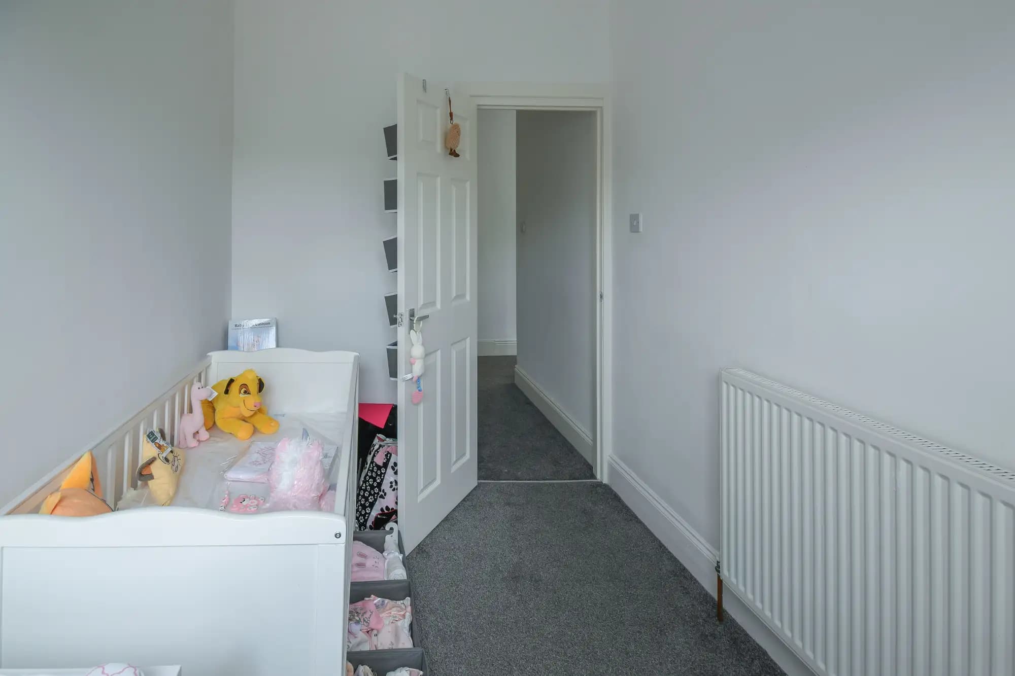 property photo 8 of 15