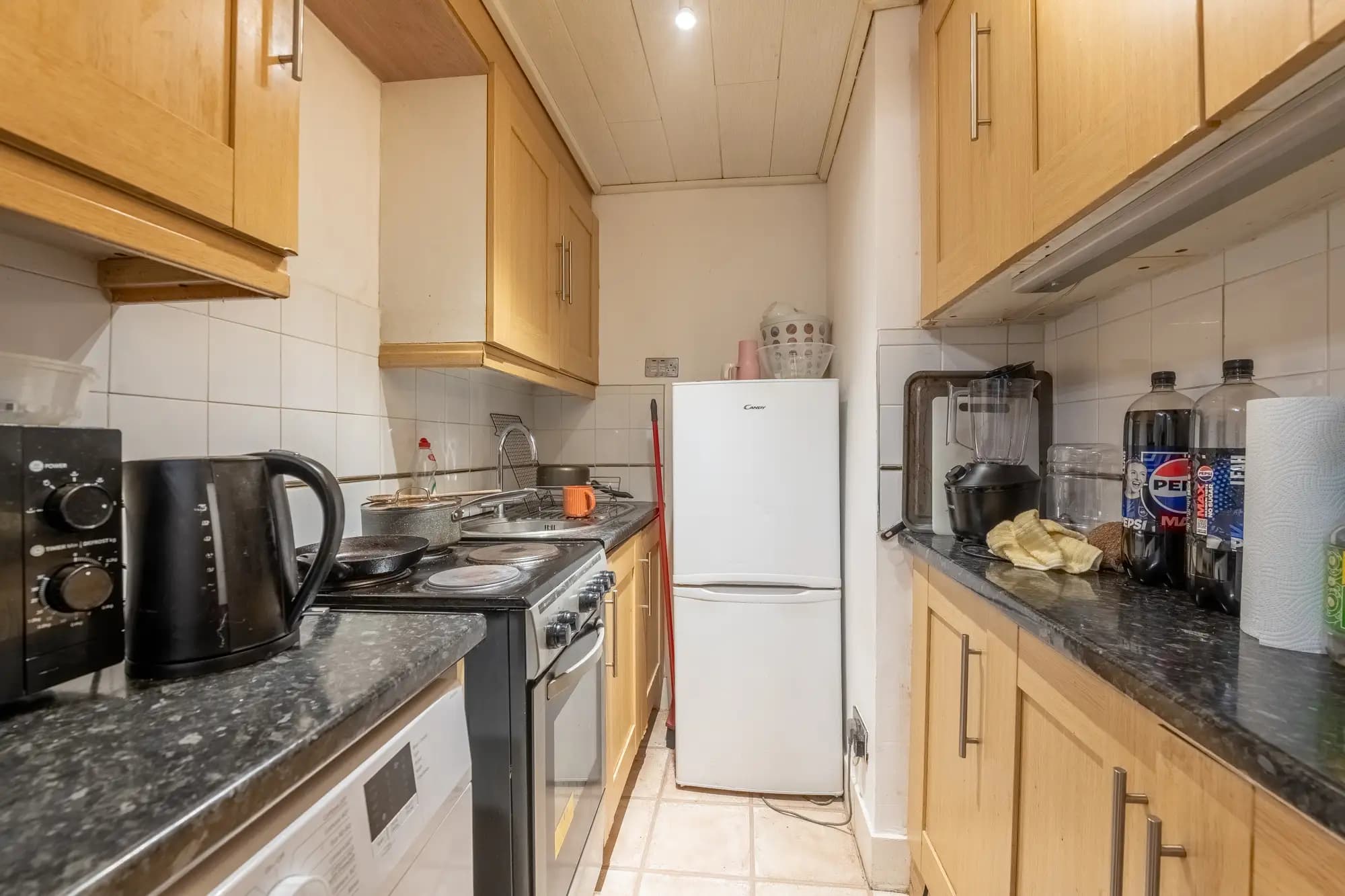 property photo 6 of 21