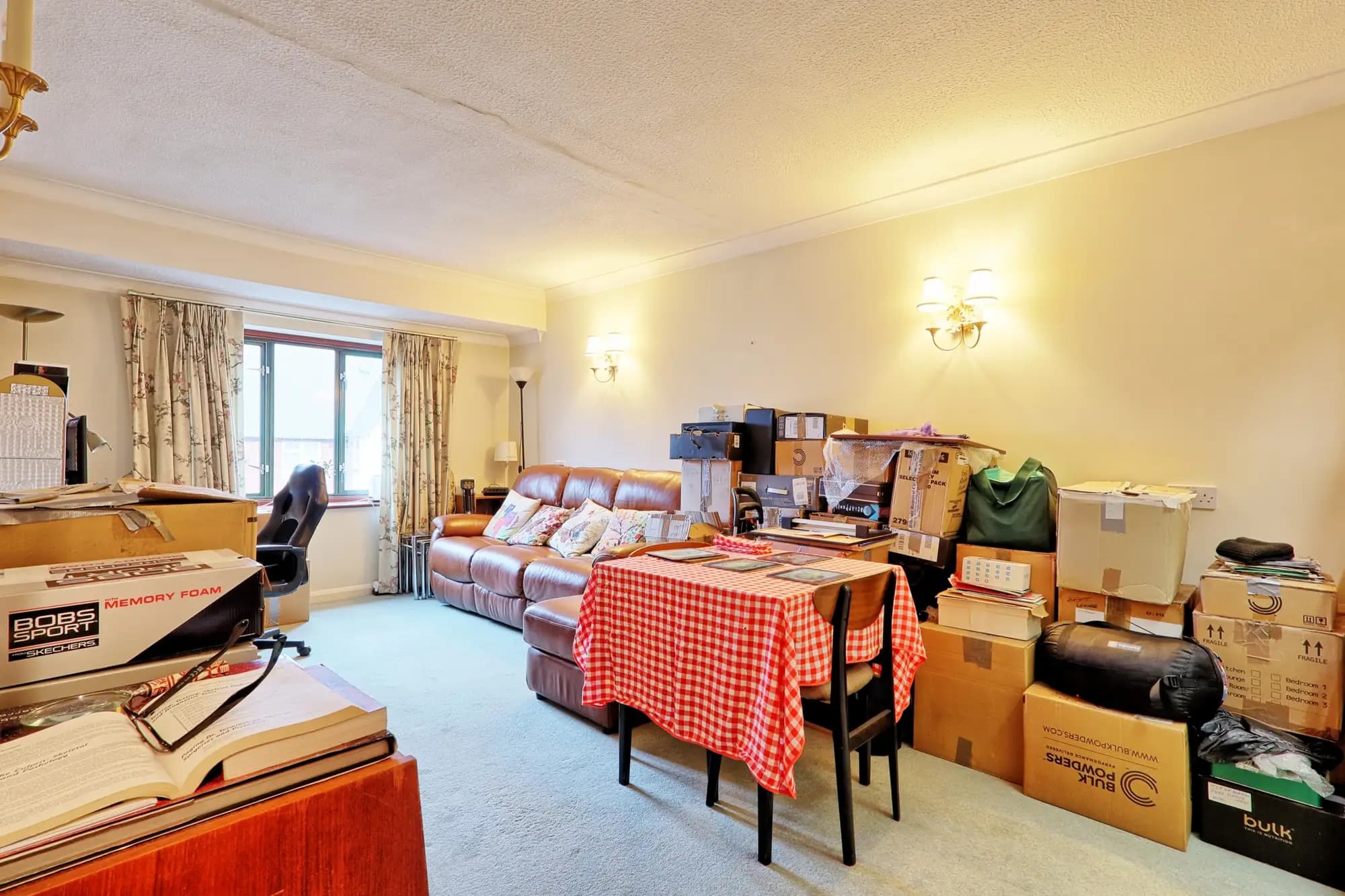 property photo 4 of 17