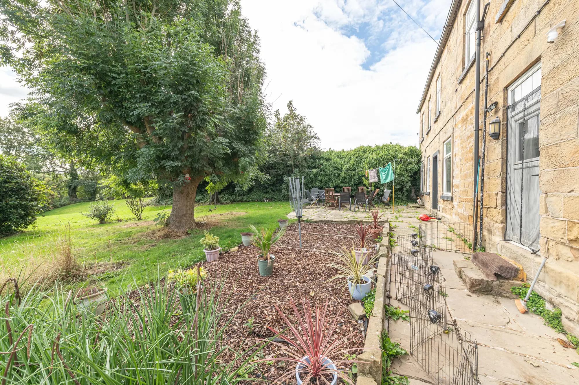property photo 13 of 21