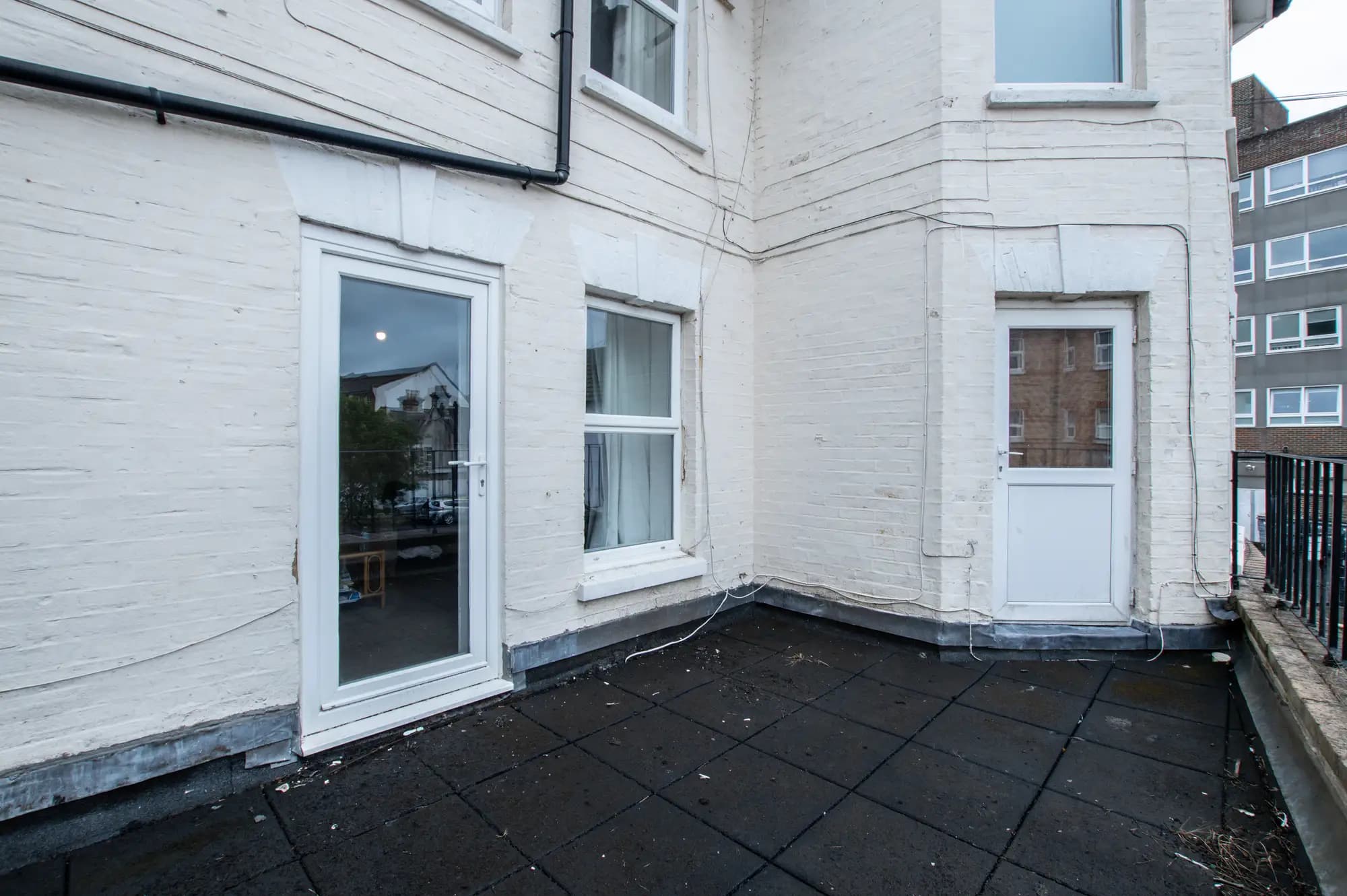 property photo 14 of 18