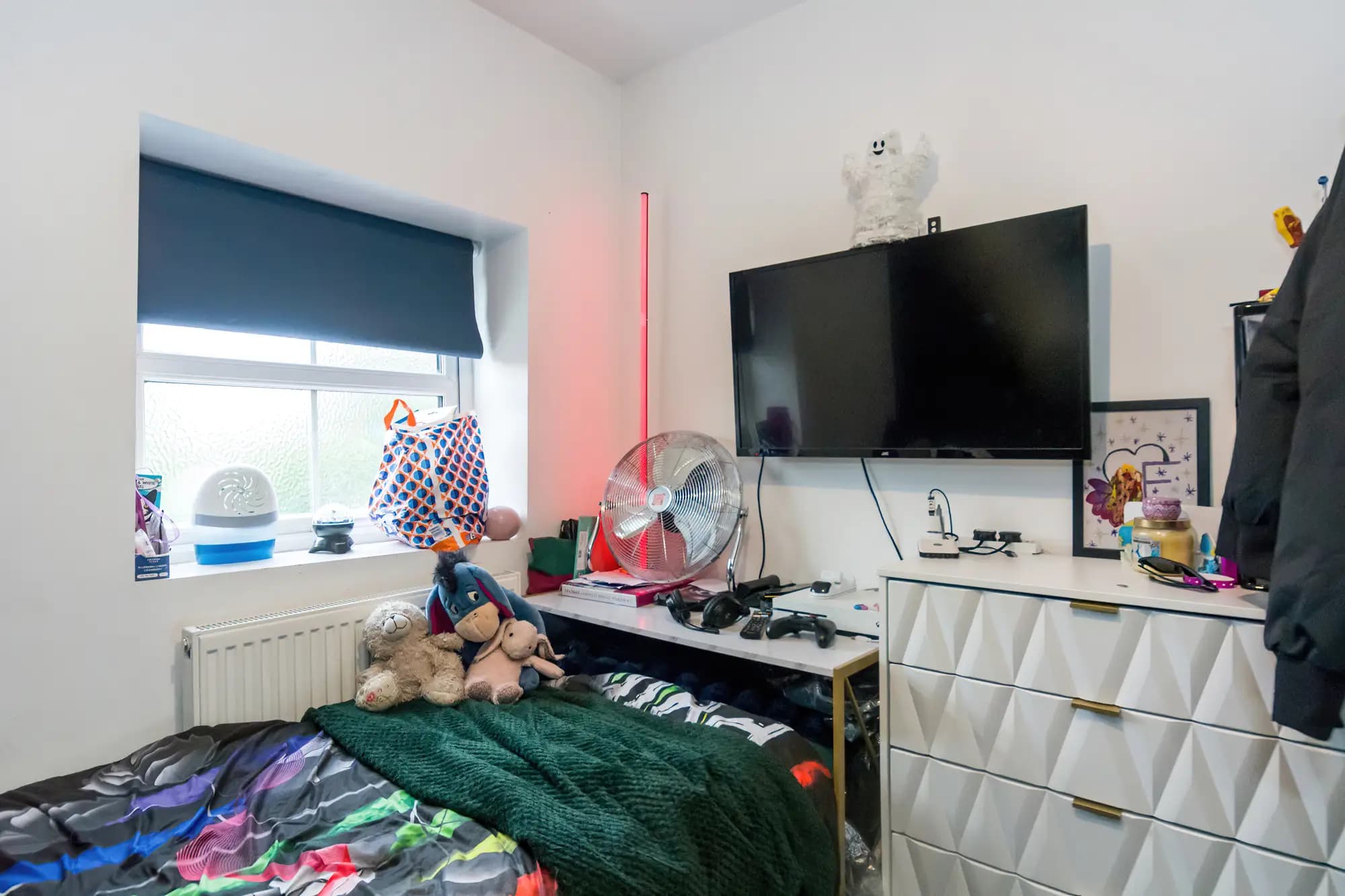 property photo 17 of 38