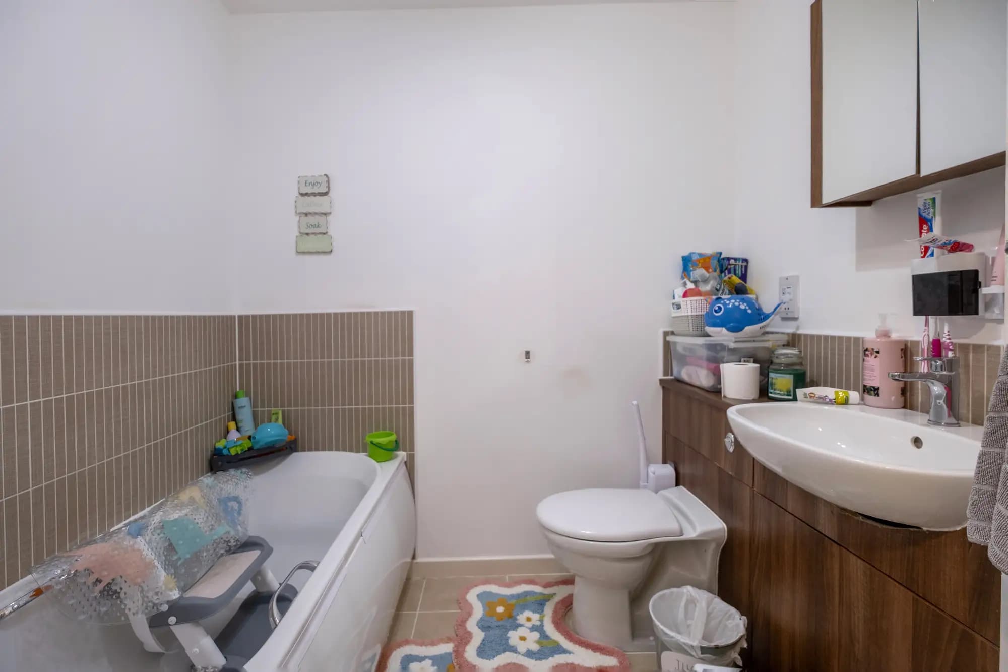 property photo 13 of 34