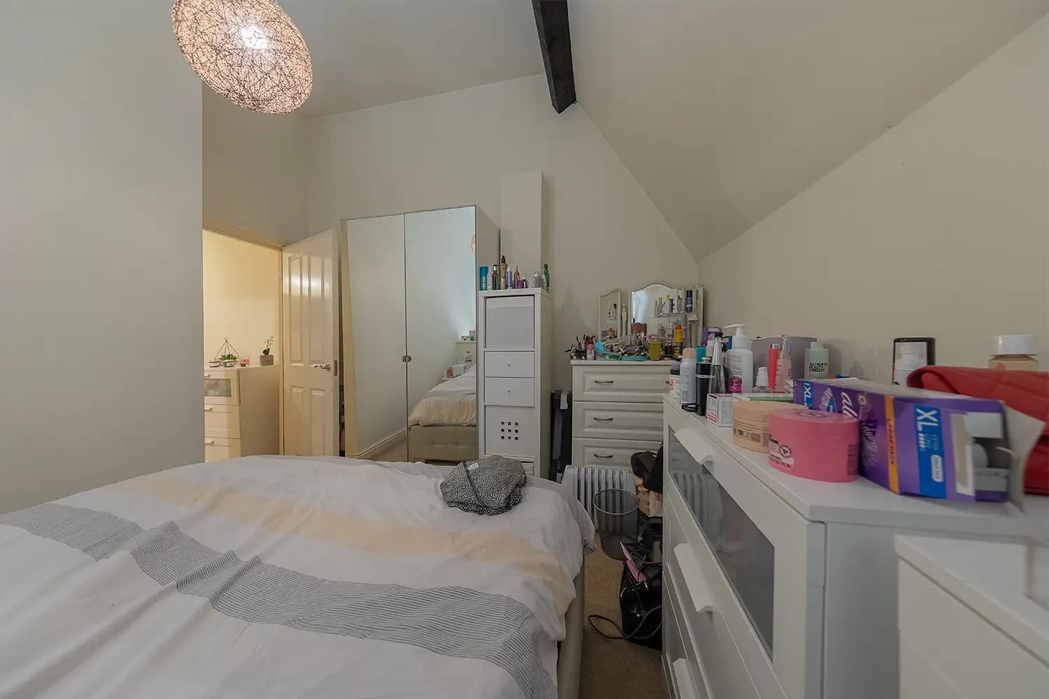 property photo 15 of 25