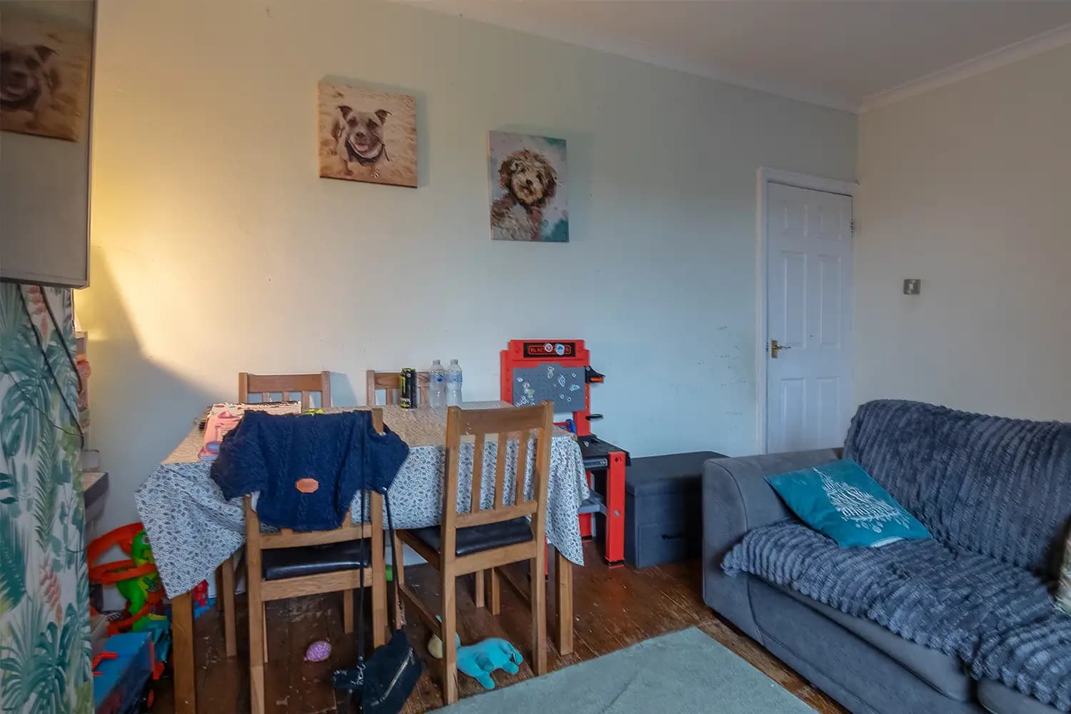 property photo 5 of 25