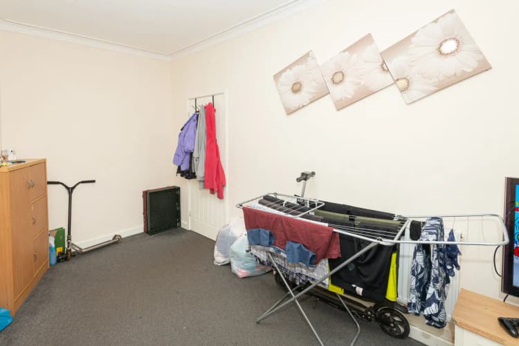 property photo 18 of 27
