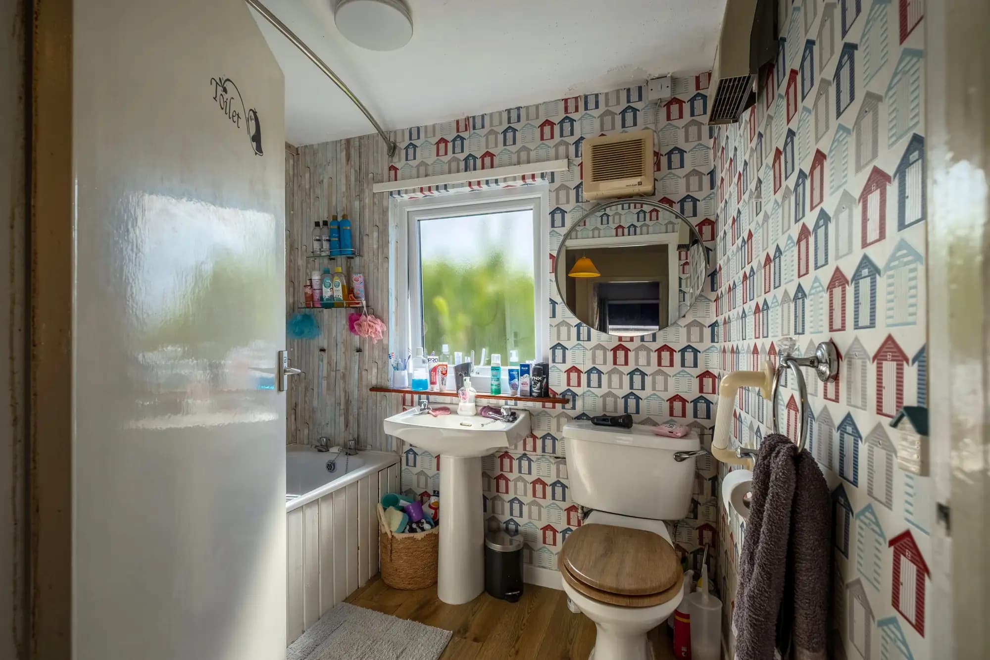 property photo 11 of 30