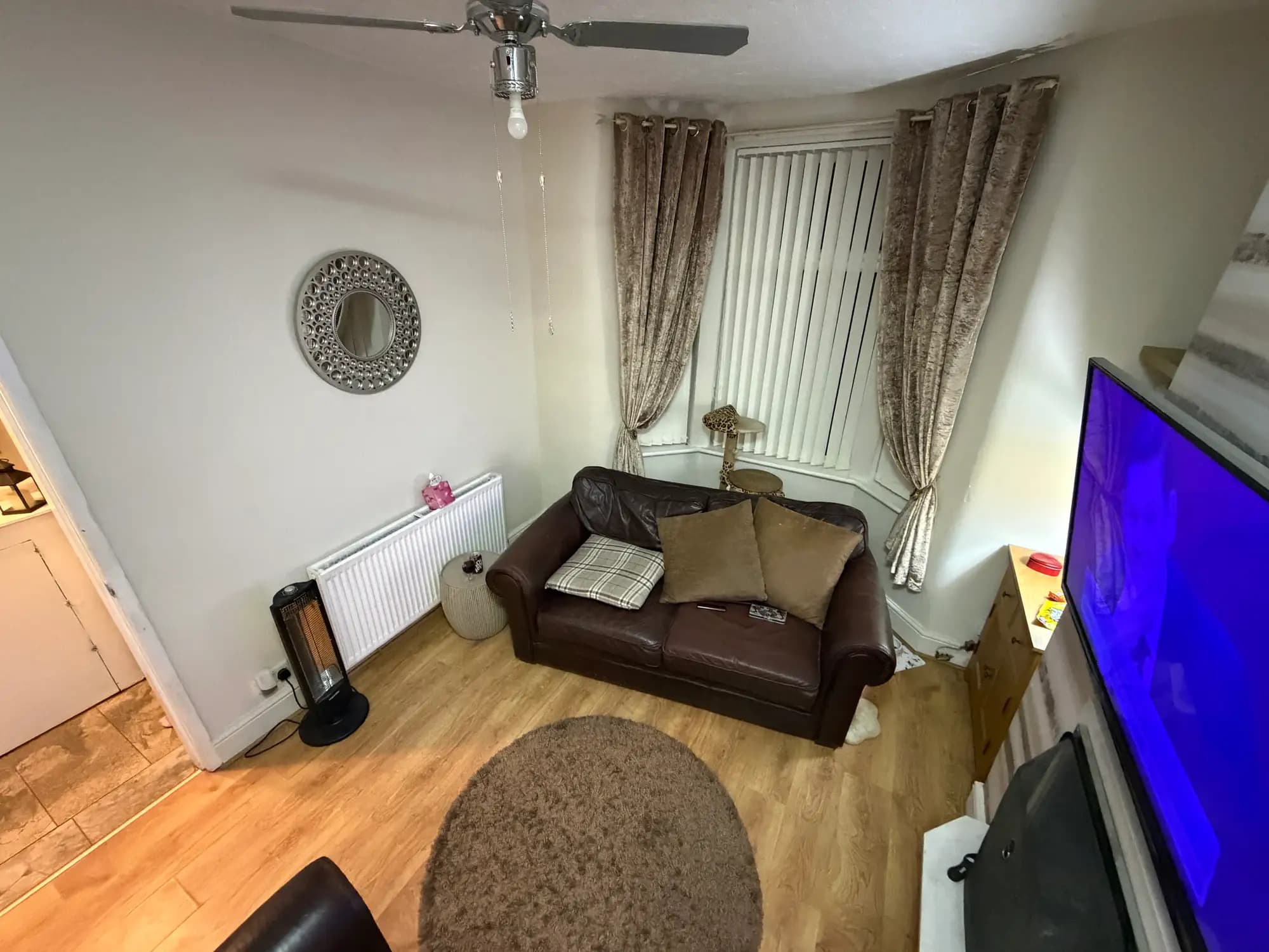 property photo 5 of 31