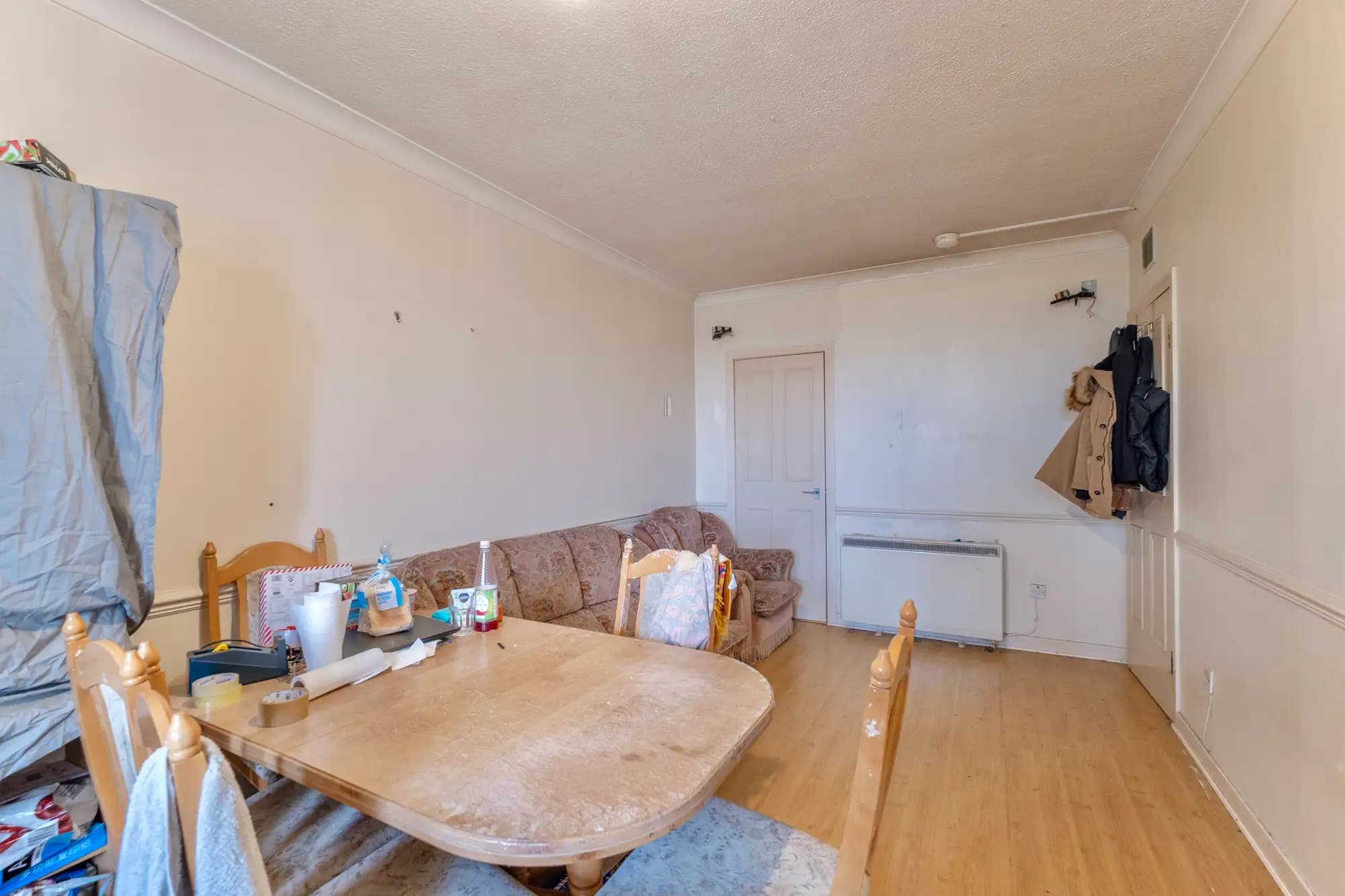 property photo 4 of 20