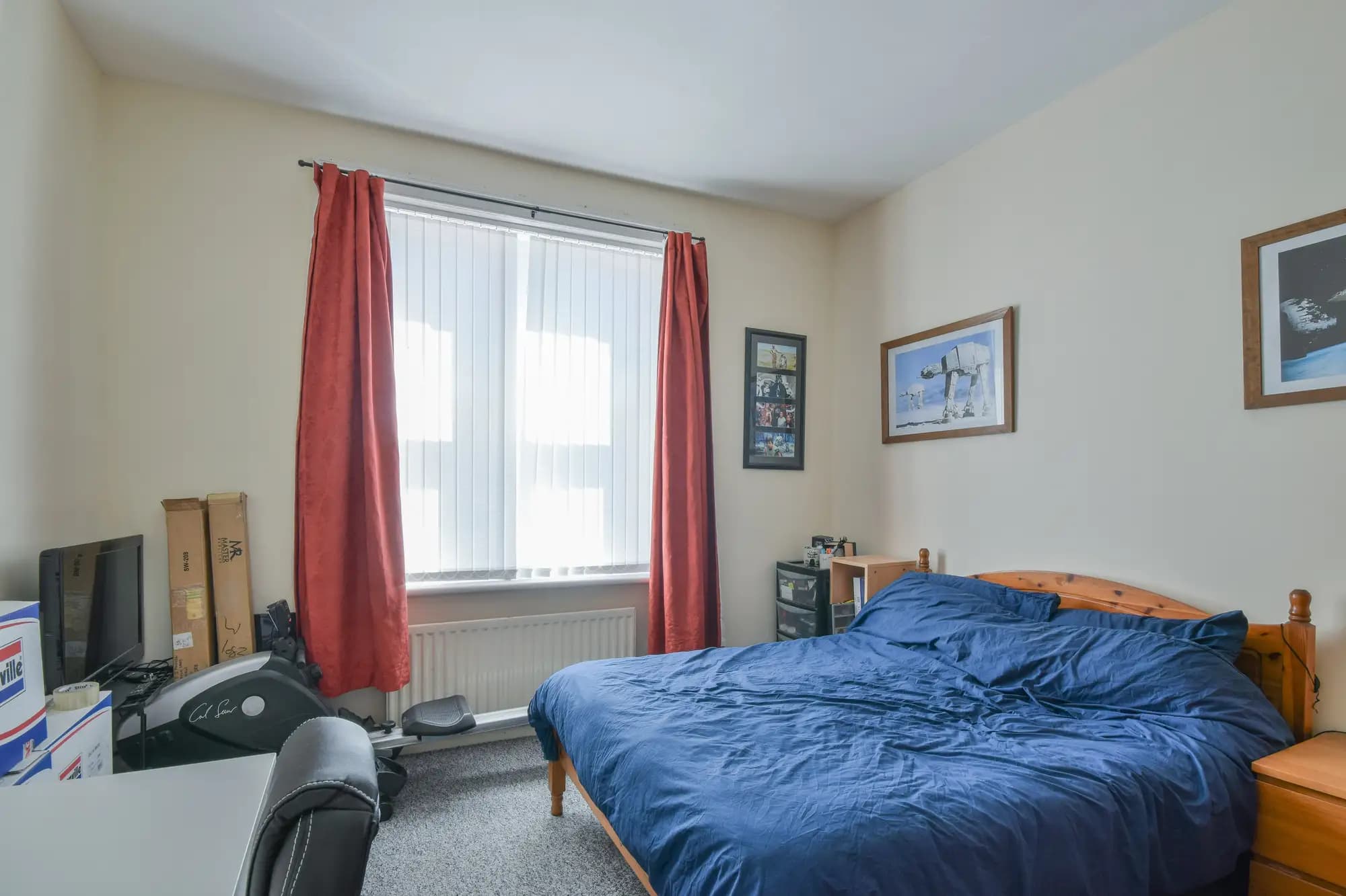 property photo 8 of 17