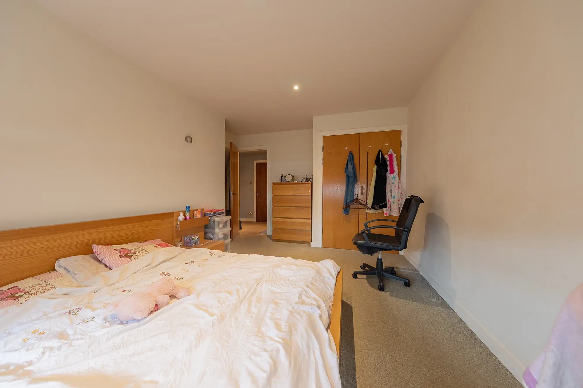 property photo 11 of 23