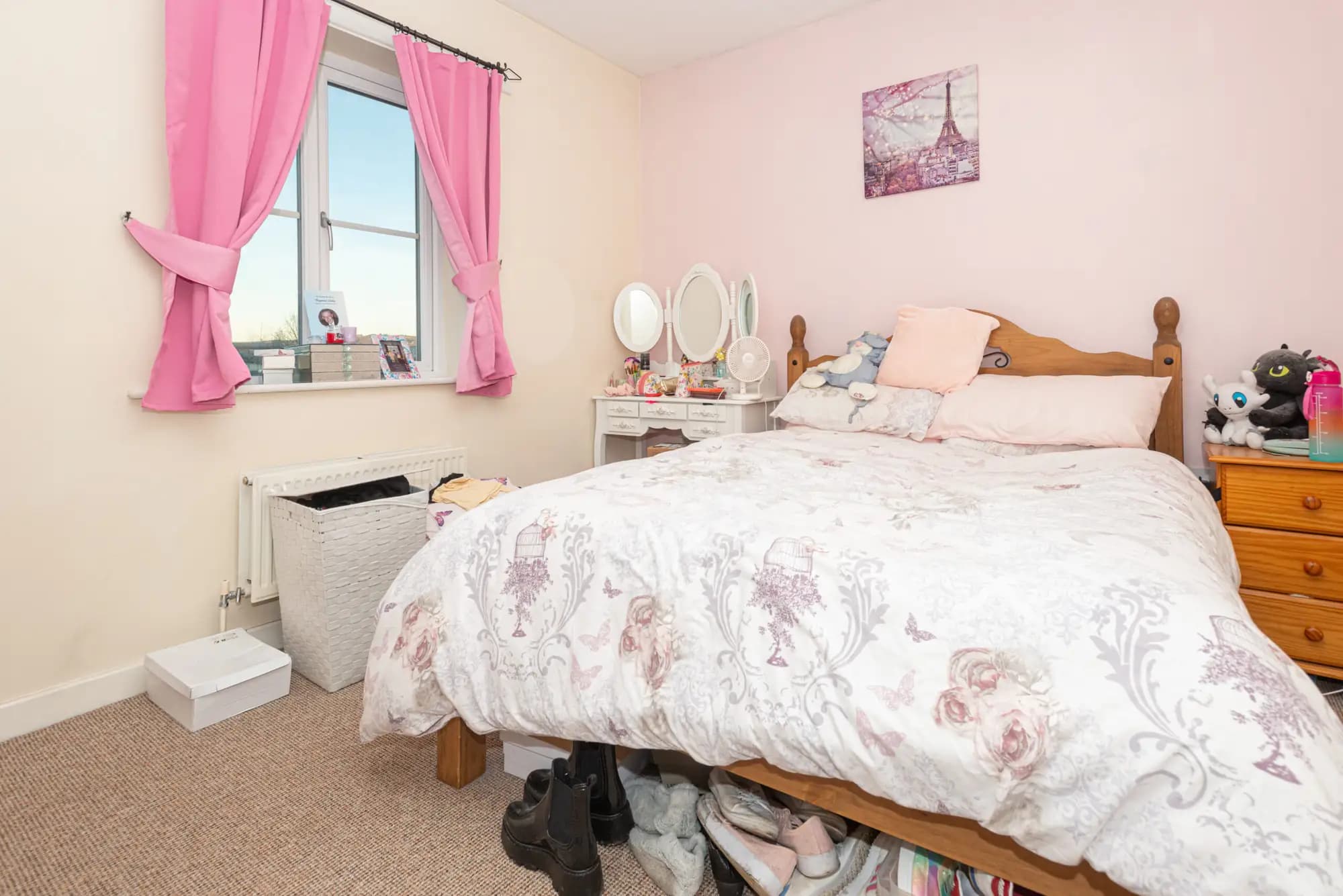 property photo 12 of 17