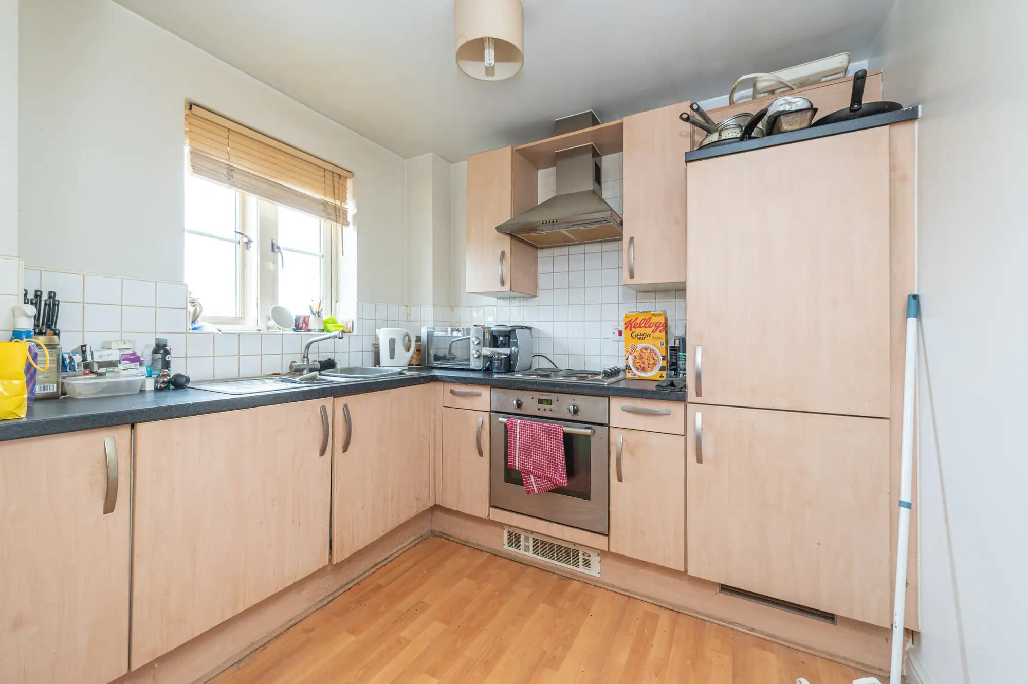 property photo 7 of 18