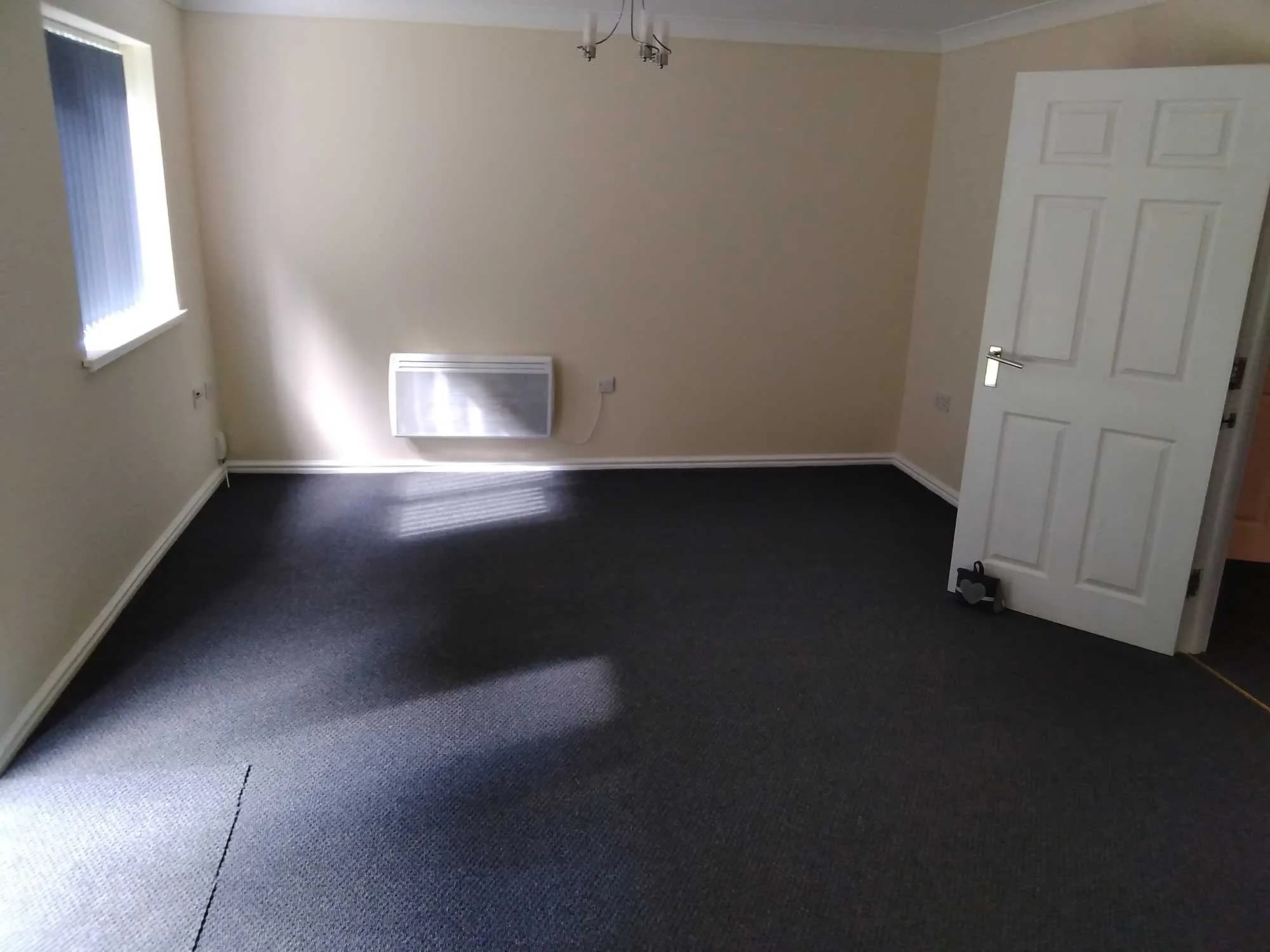 property photo 13 of 15