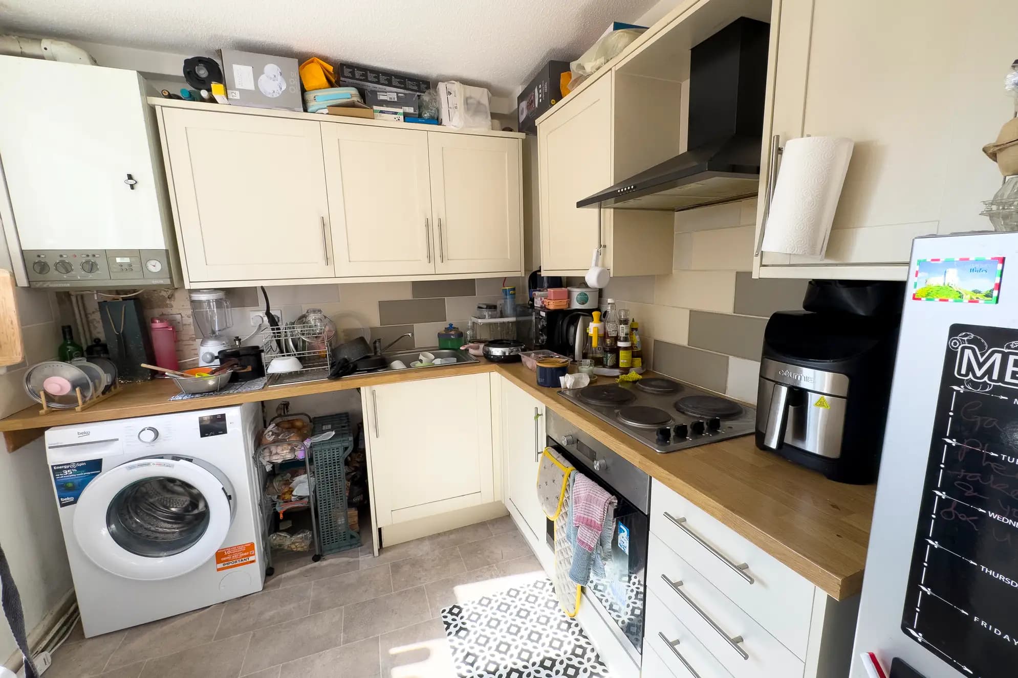 property photo 6 of 19