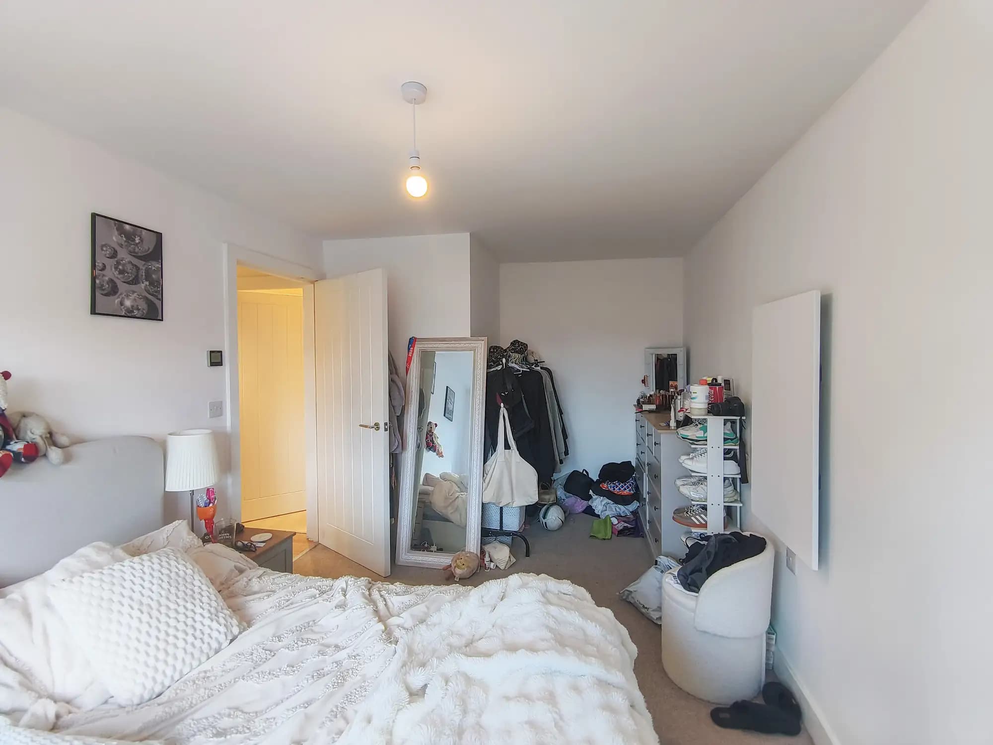 property photo 8 of 15