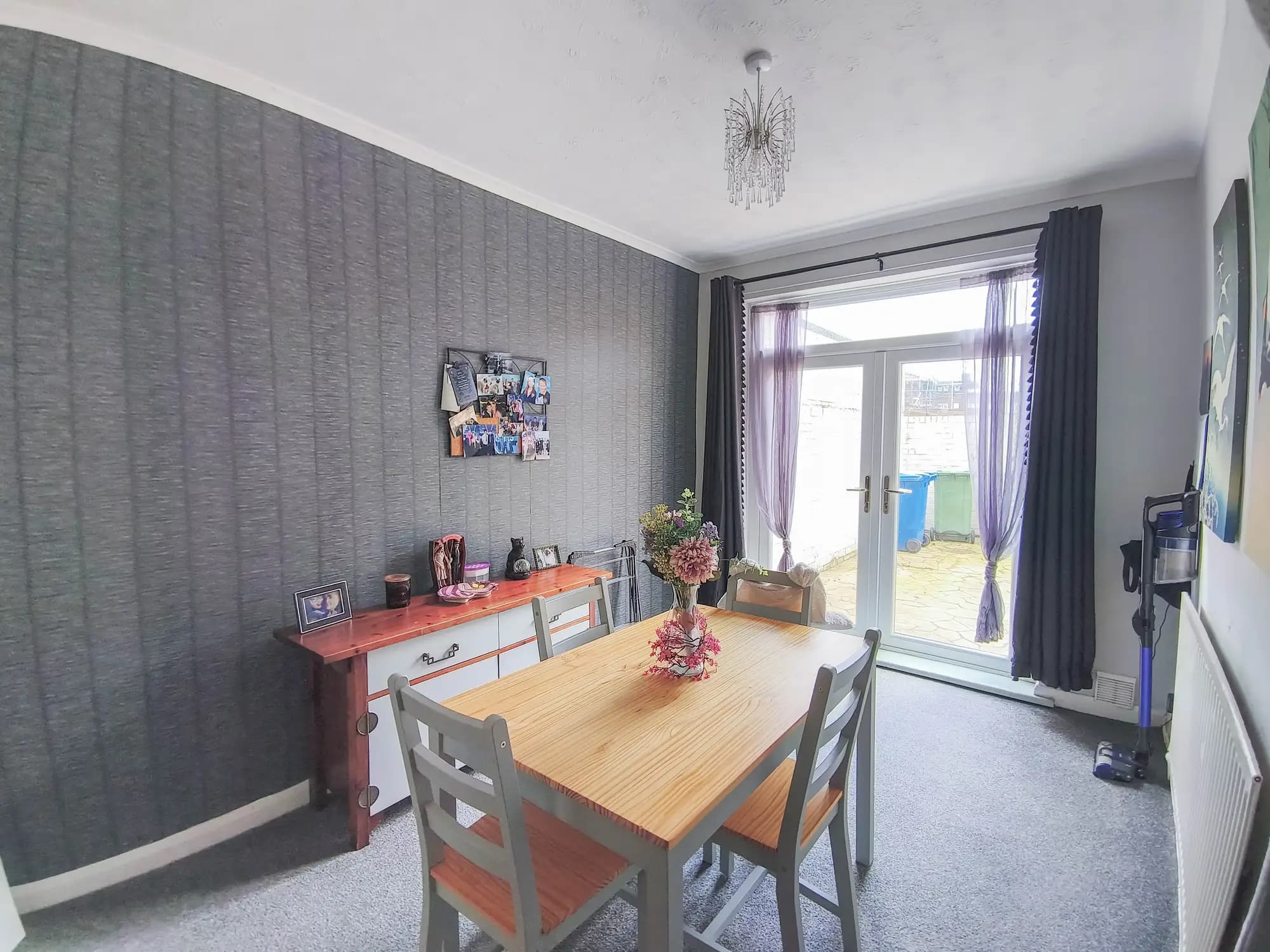 property photo 6 of 18