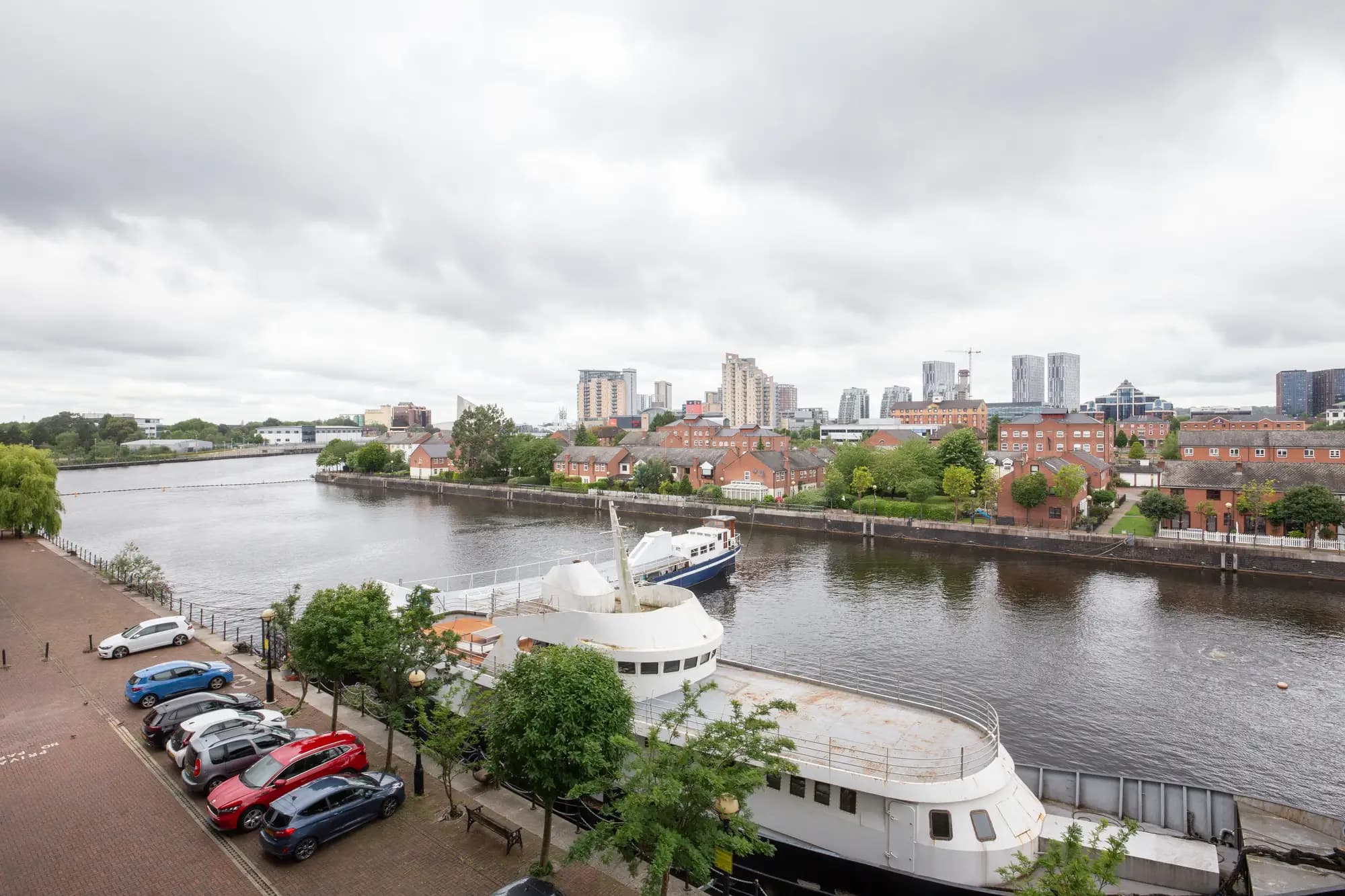 property photo 18 of 20