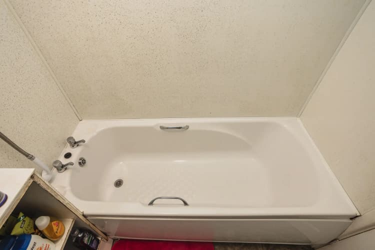 property photo 9 of 21