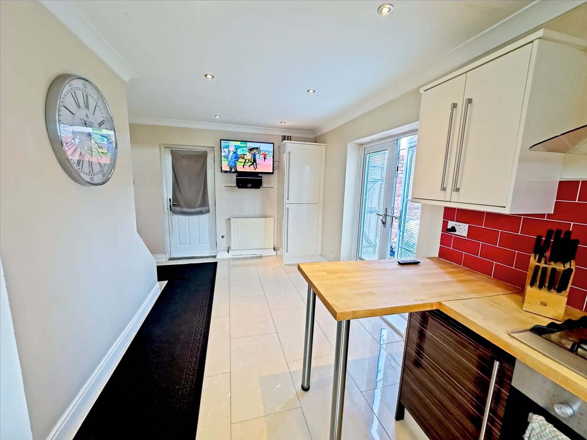 property photo 12 of 37