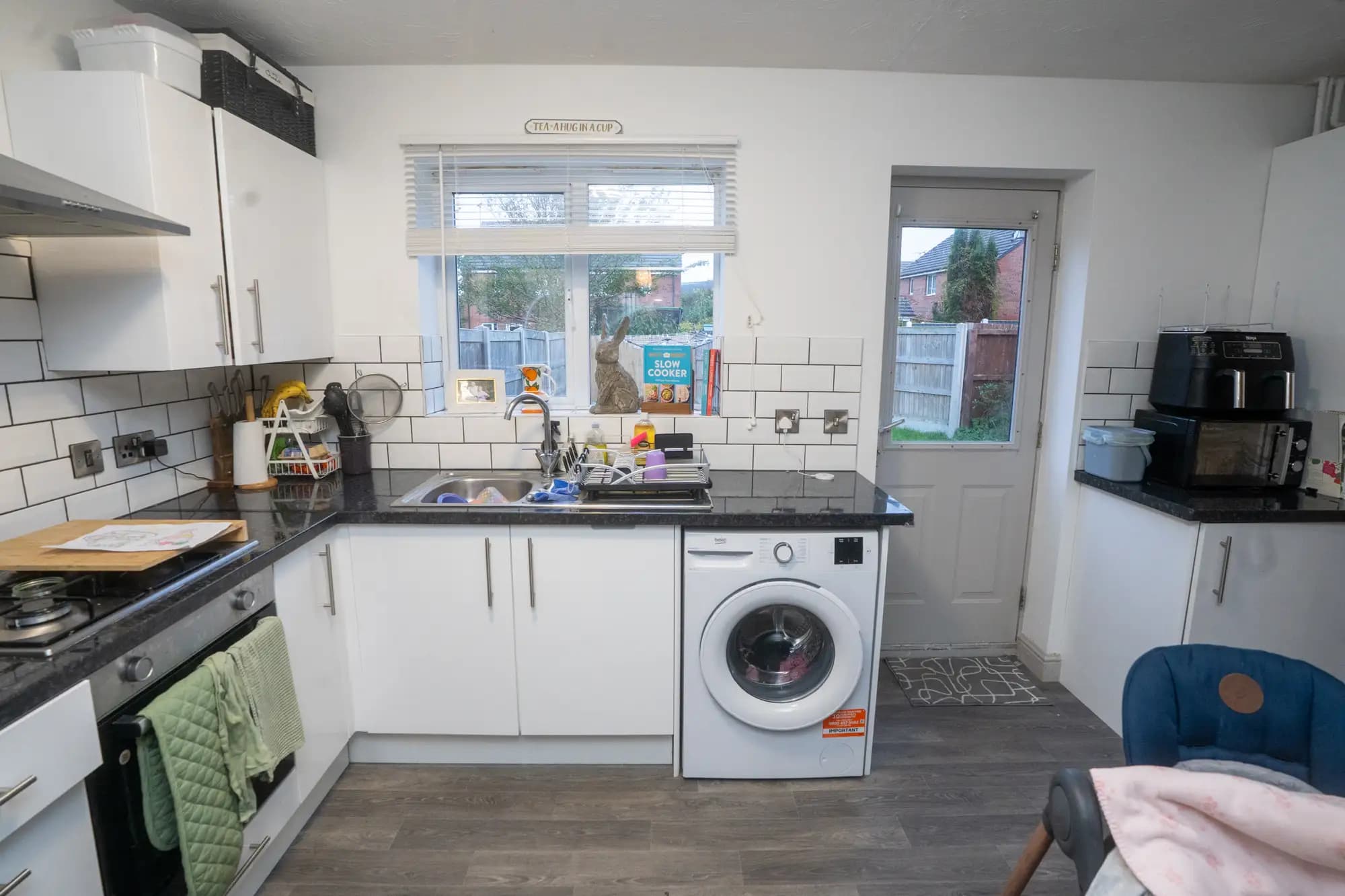 property photo 5 of 17