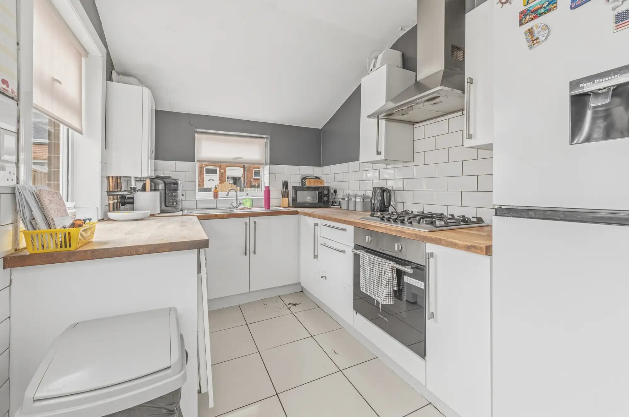 property photo 5 of 17