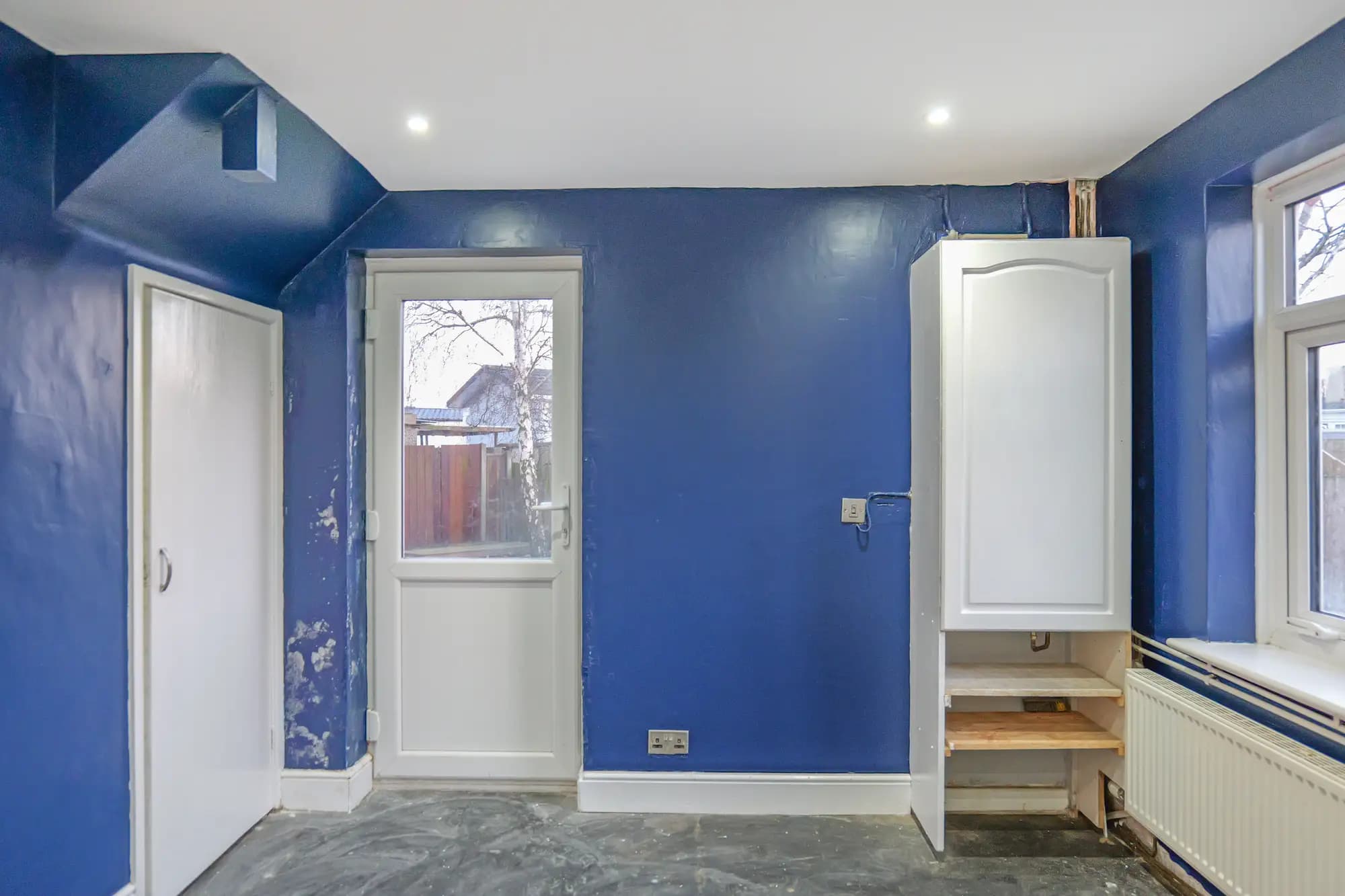 property photo 6 of 16