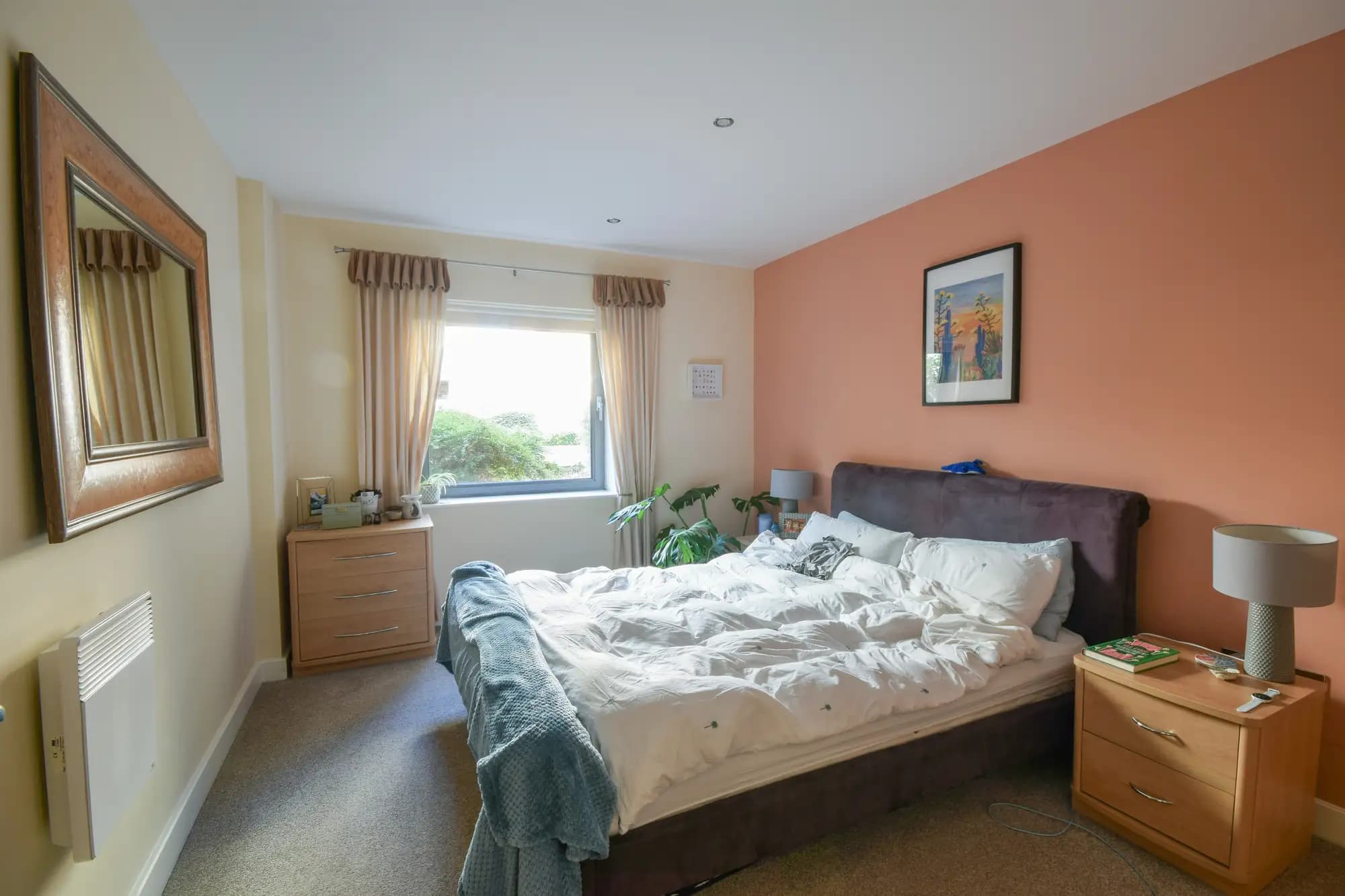 property photo 8 of 13