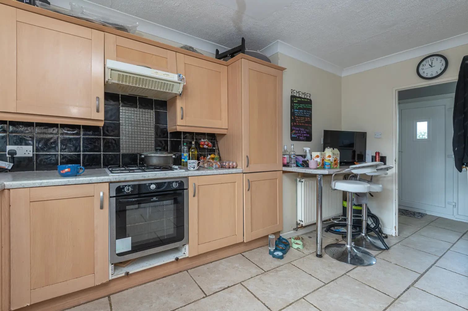 property photo 6 of 20