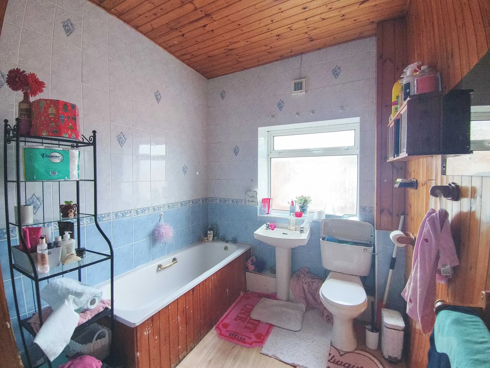 property photo 6 of 14