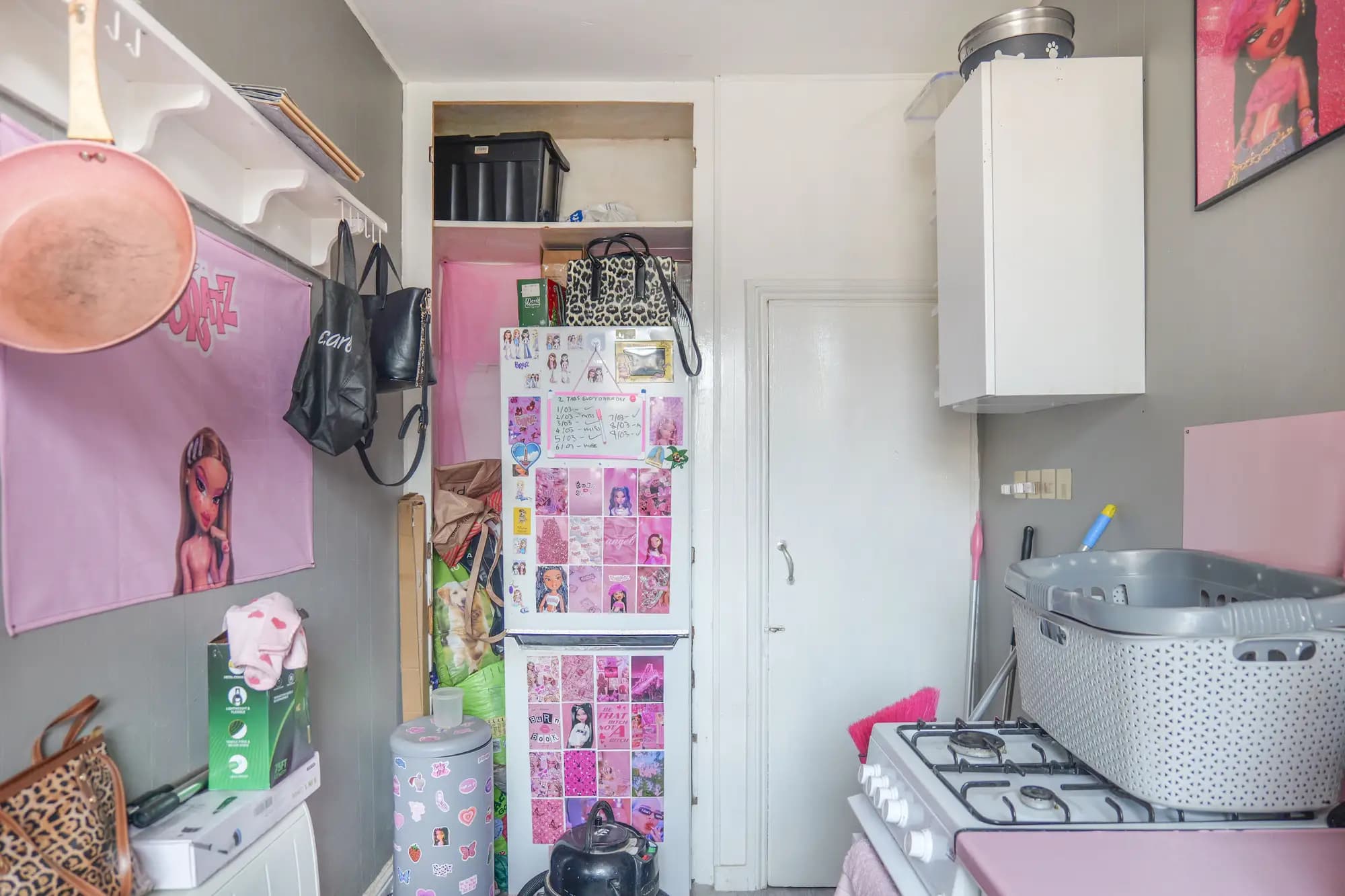 property photo 7 of 27