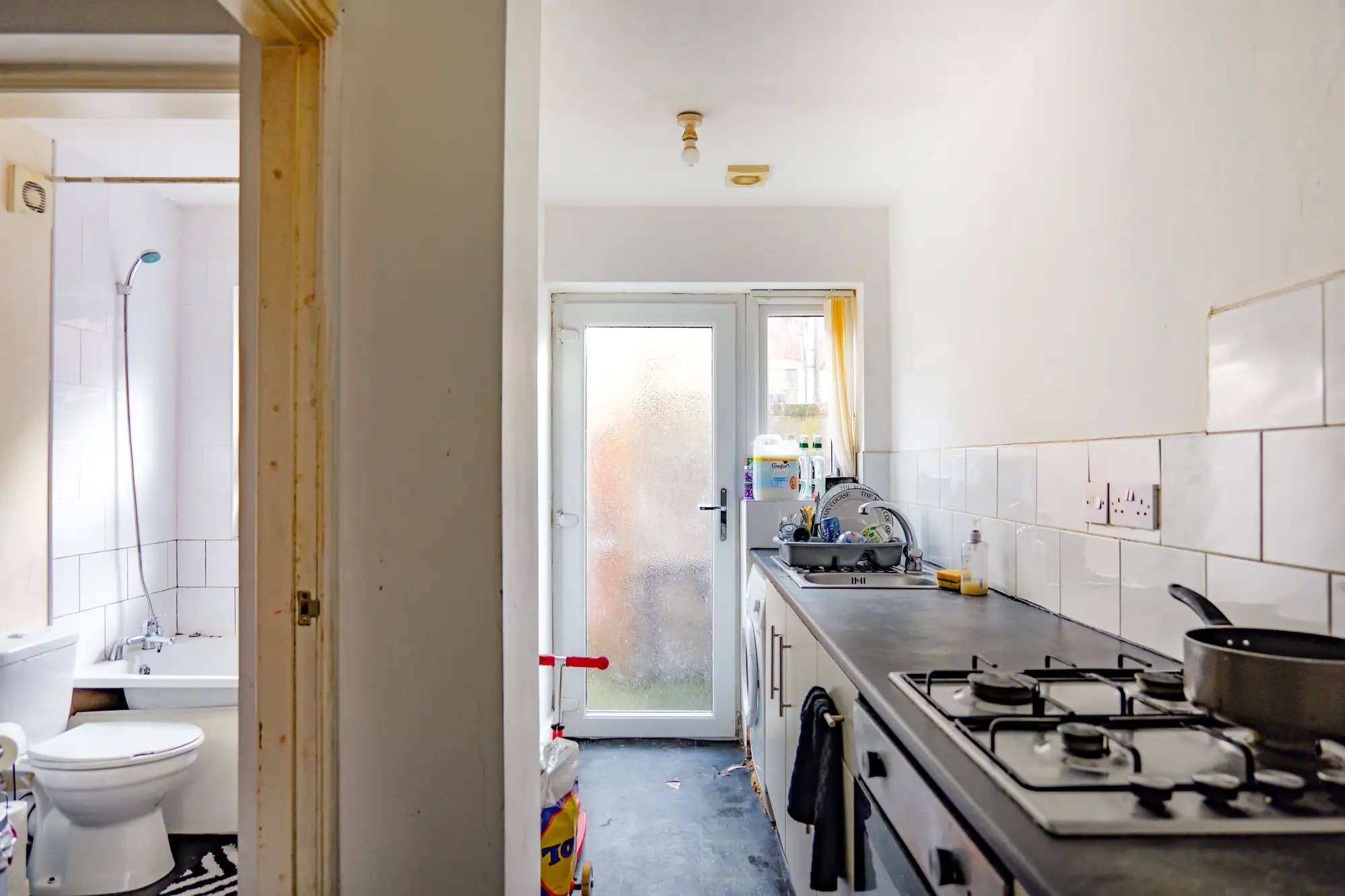 property photo 5 of 21