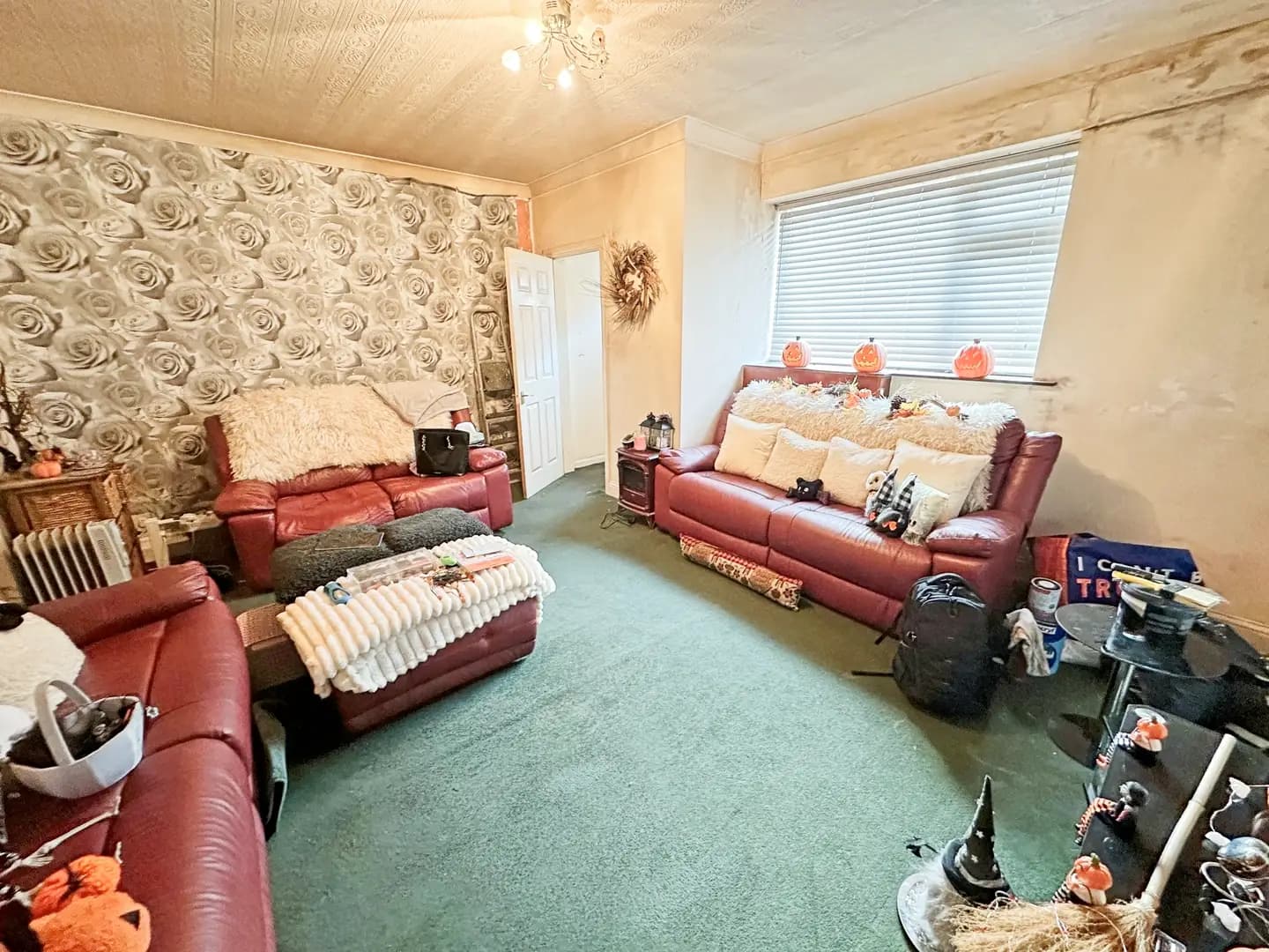 property photo 3 of 30