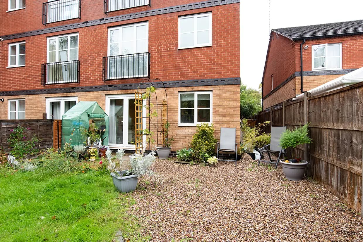 property photo 21 of 23