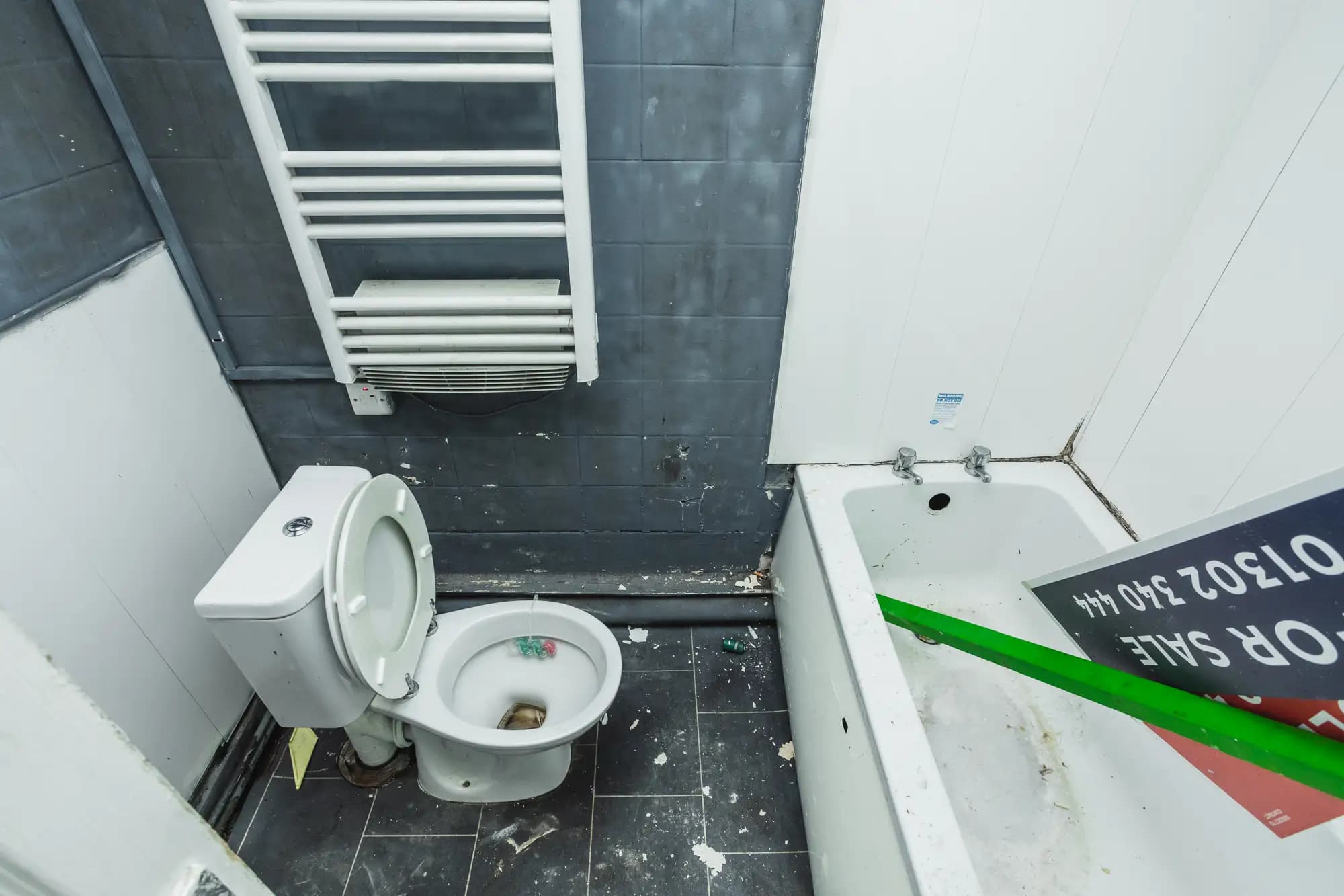 property photo 12 of 32