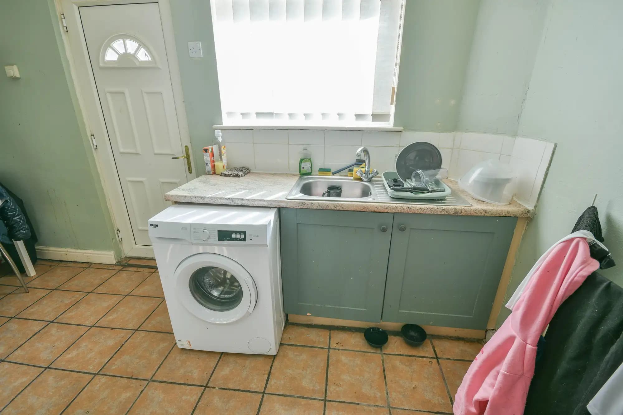 property photo 7 of 17