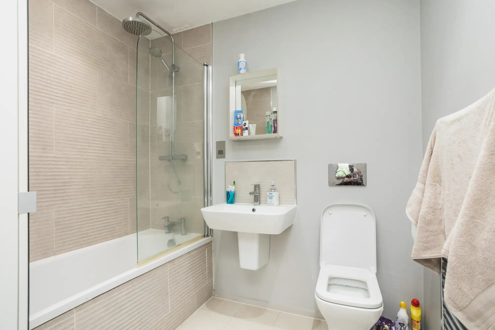 property photo 7 of 13