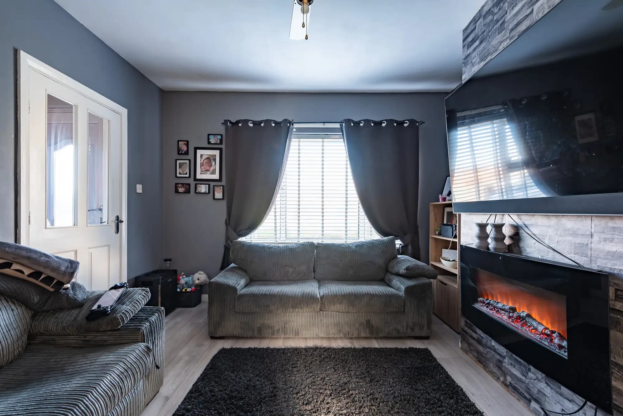 property photo 2 of 27