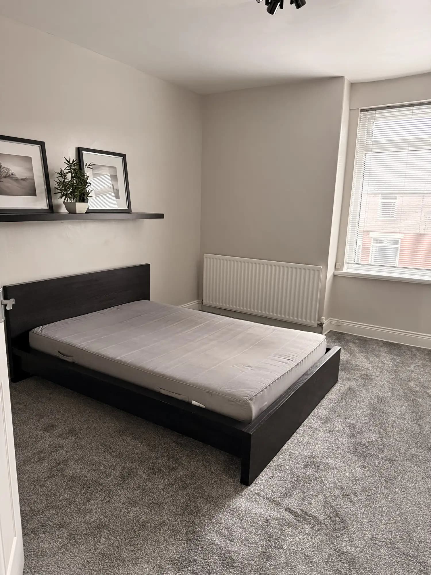 property photo 12 of 21