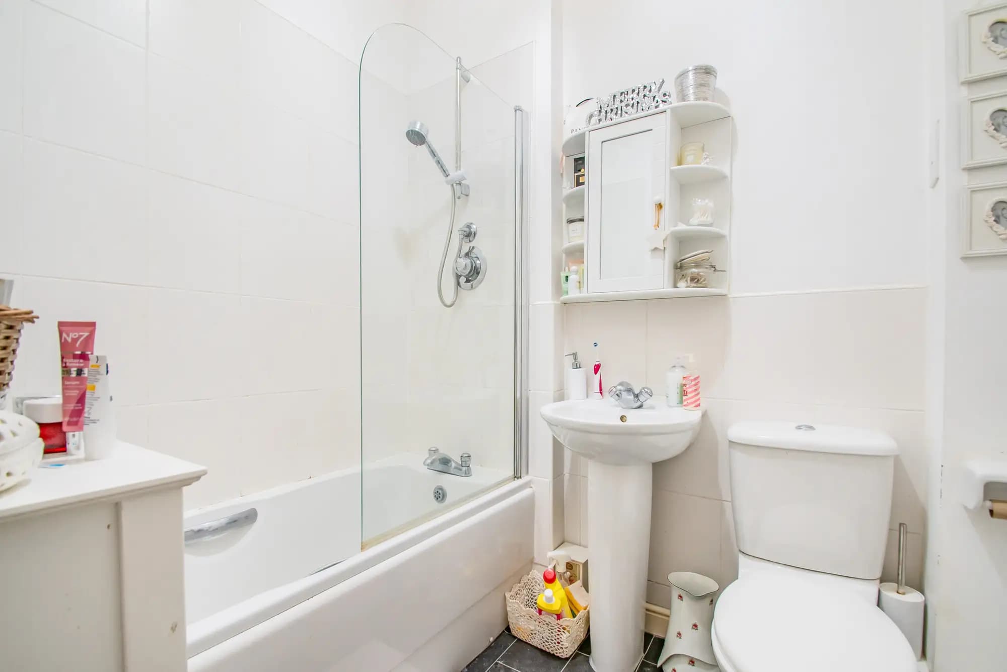 property photo 12 of 25
