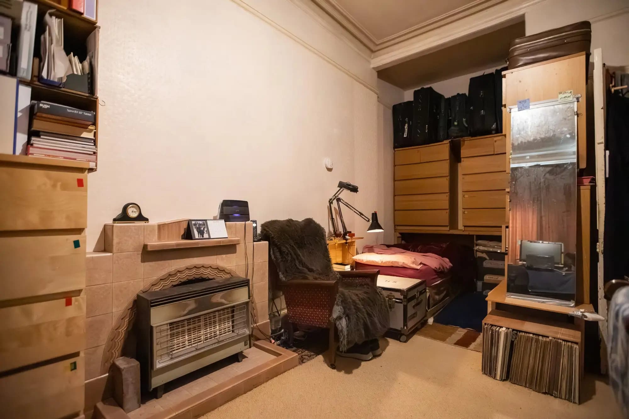 property photo 4 of 13