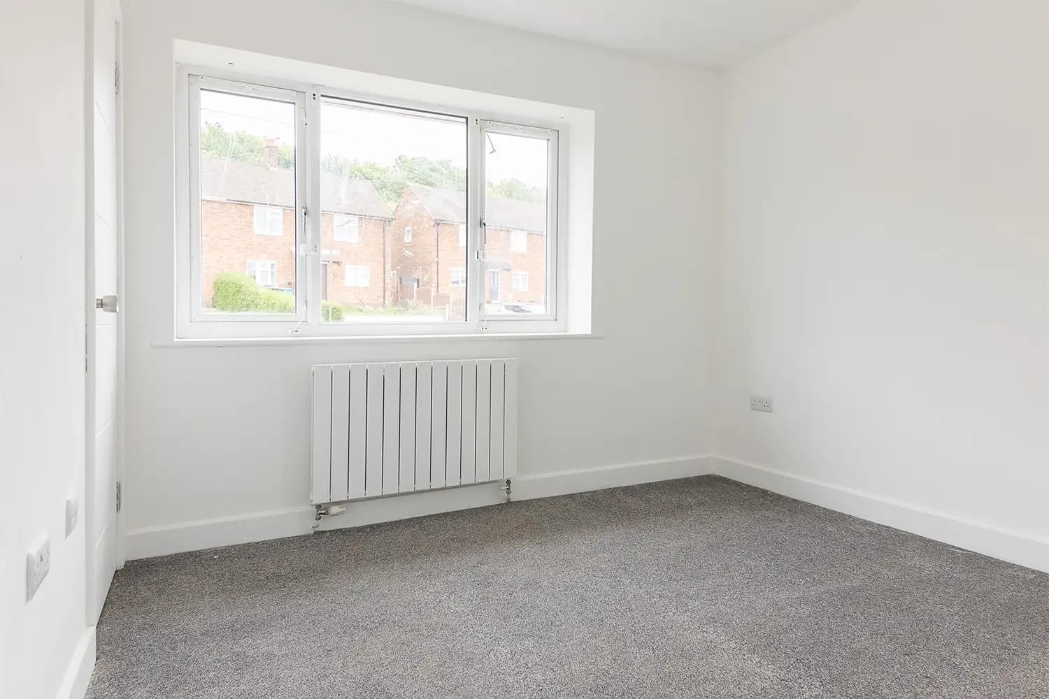 property photo 17 of 31