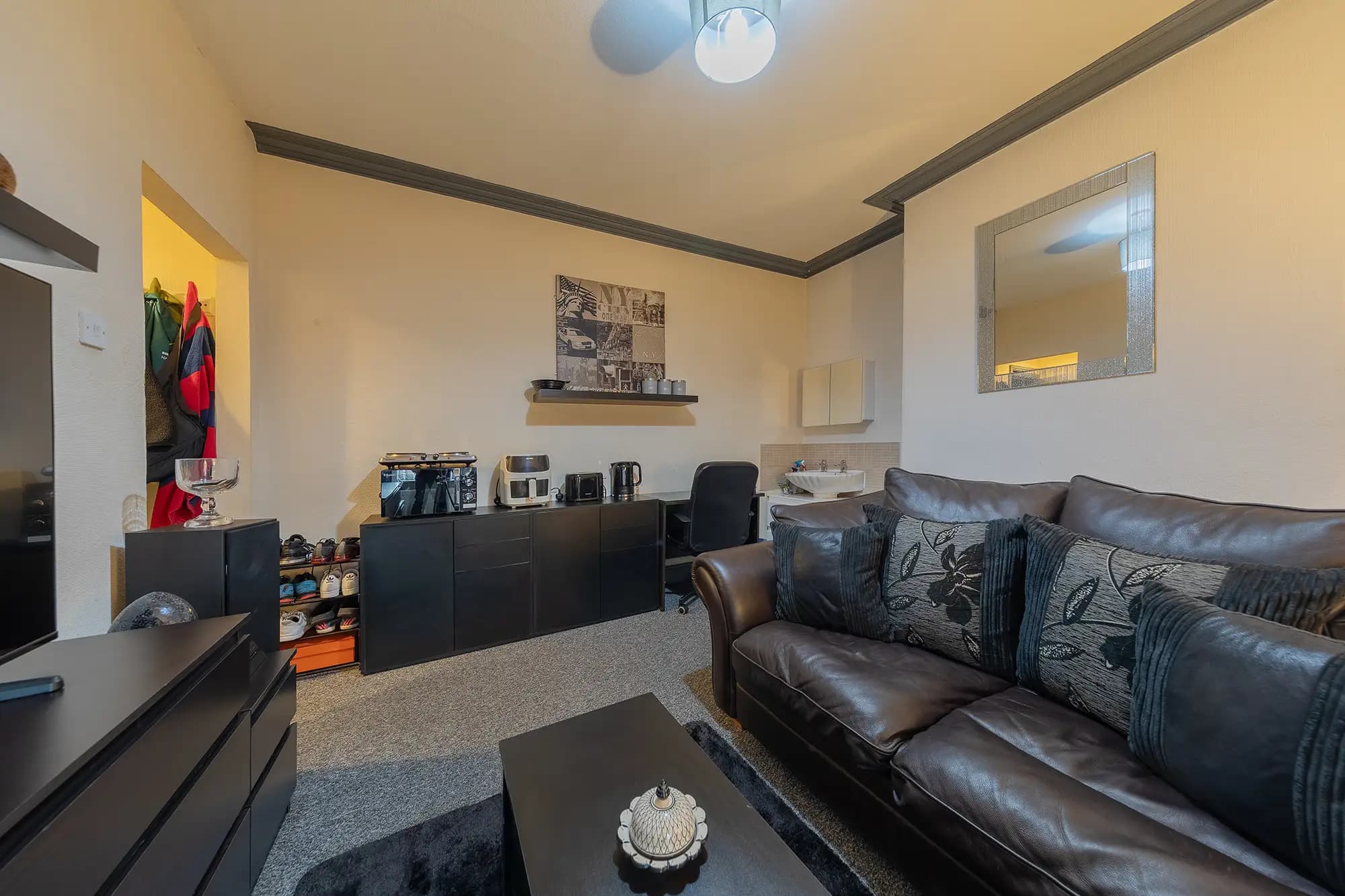 property photo 3 of 38