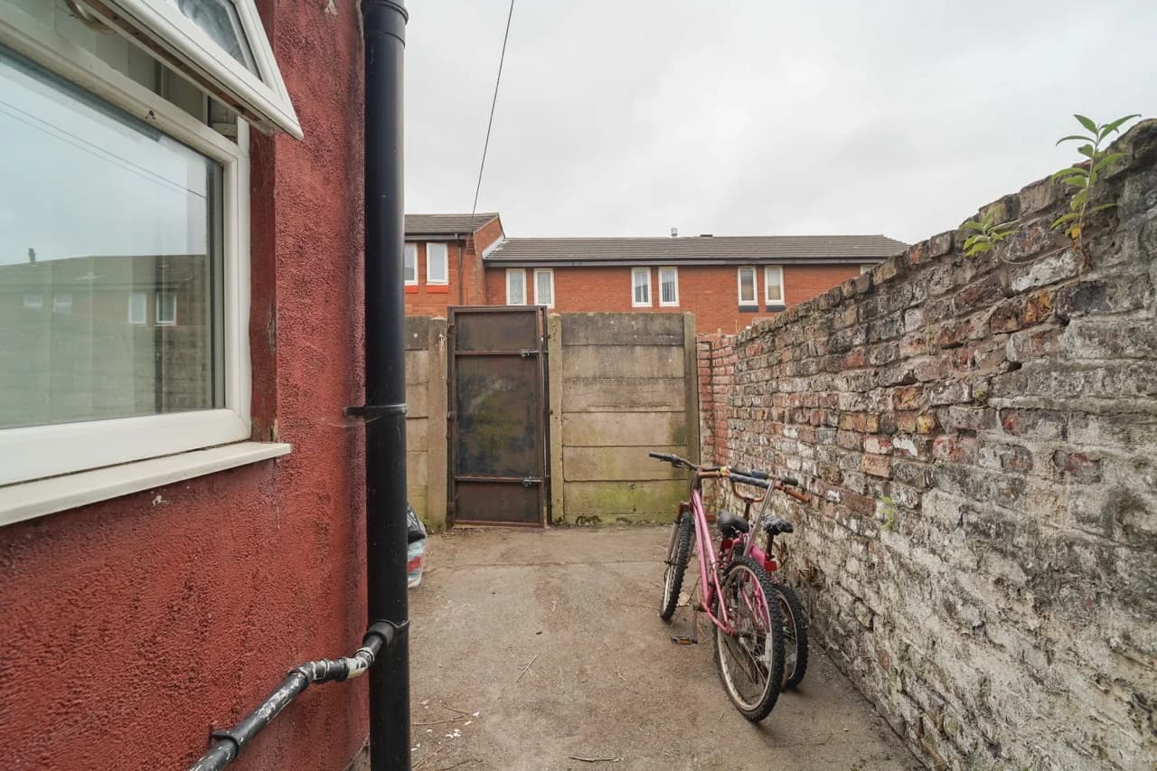 property photo 15 of 15